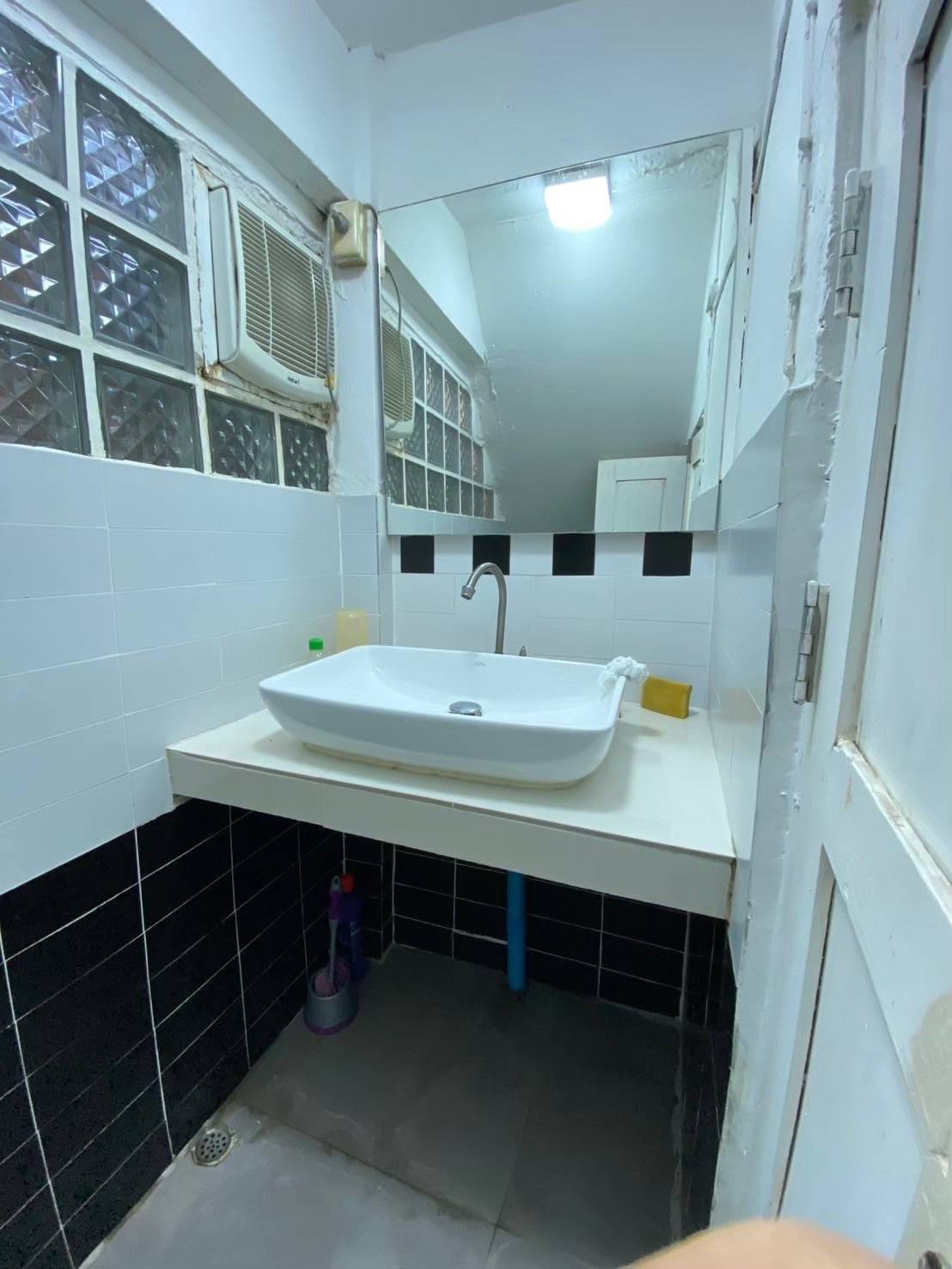 🏢 COMMERCIAL BUILDING FOR SALE THAPAE ROAD, CHIANG MAI photo 6