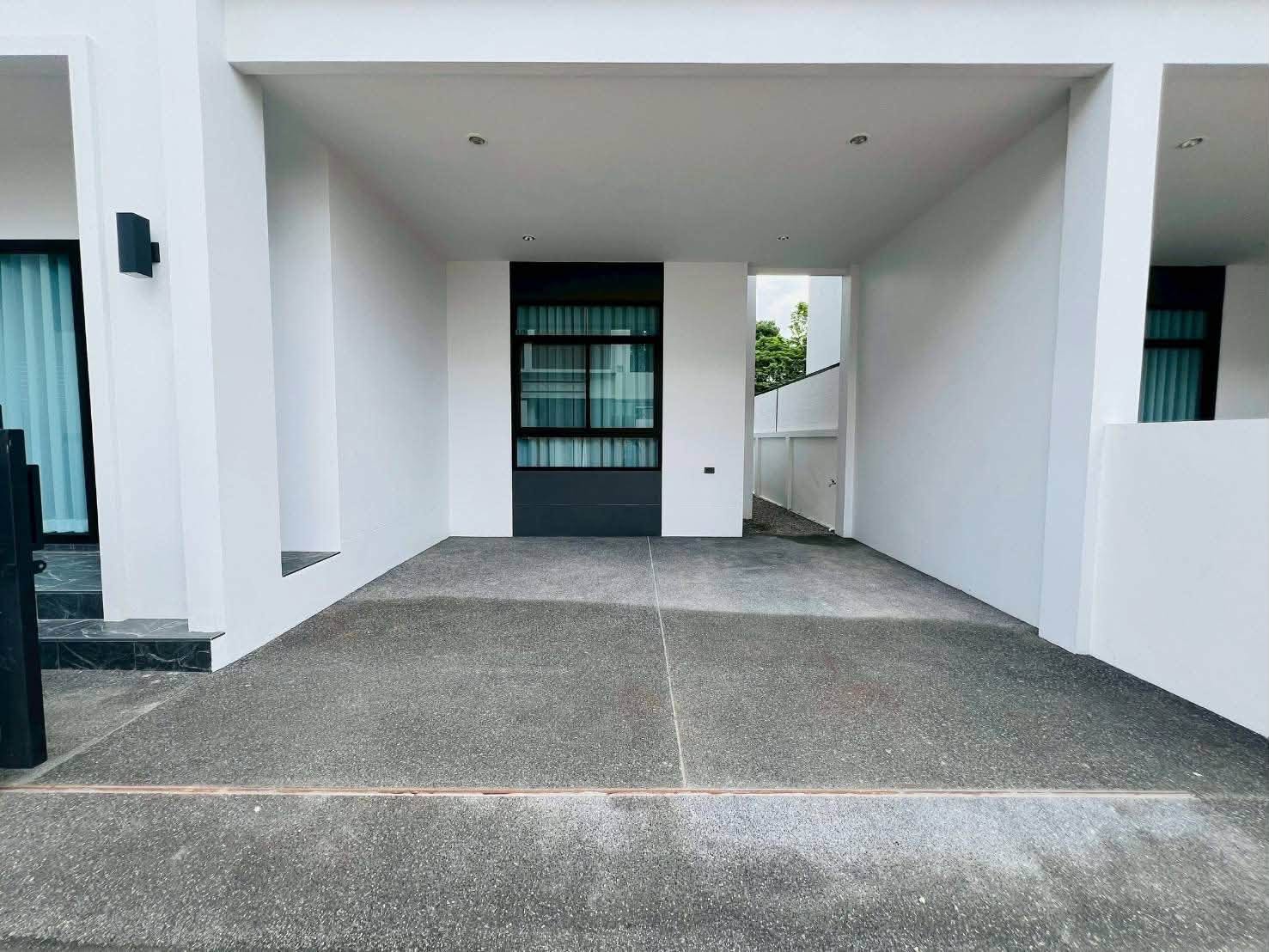 Contemporary Semi-Detached Home for Sale & Rent Near Kad Farang | Hang Dong, Chiang Mai photo 9