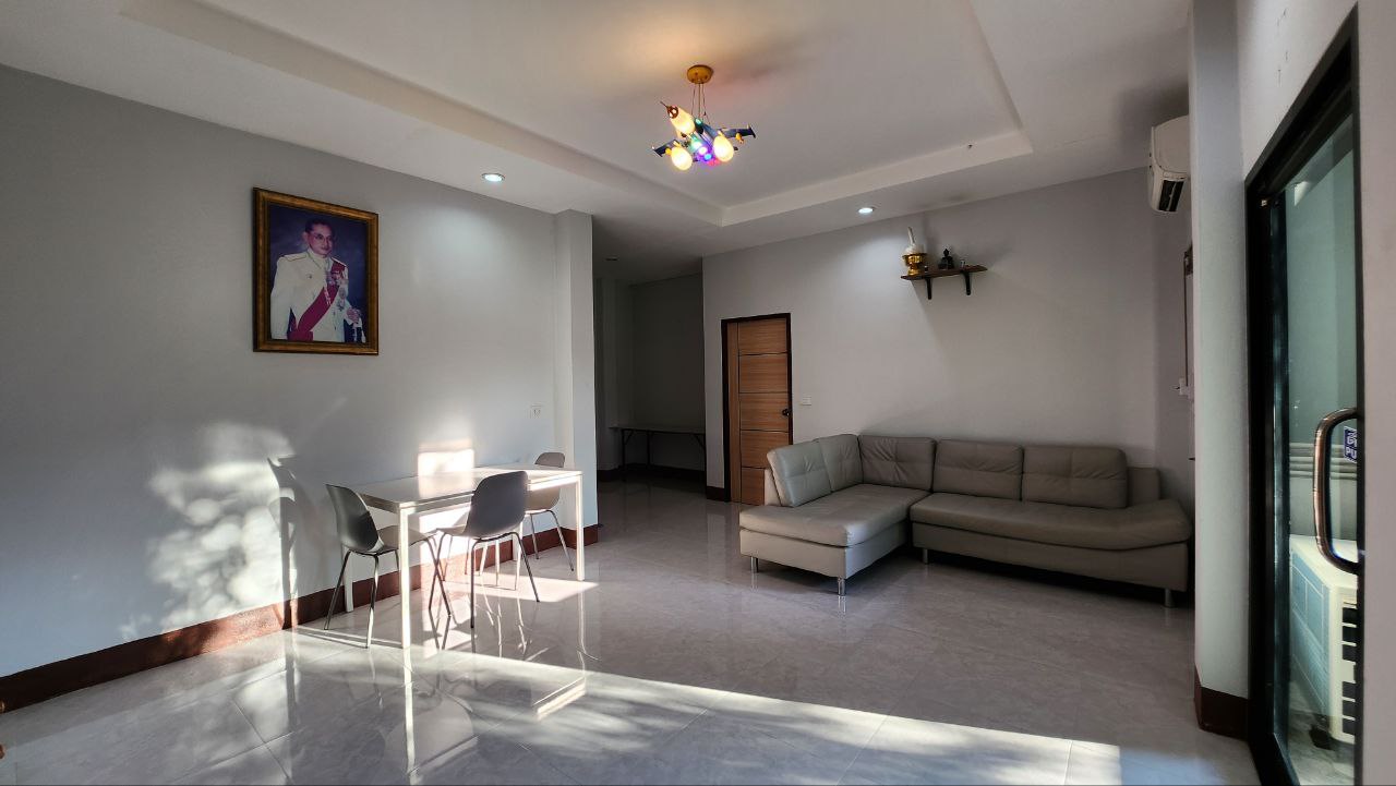 2 Rai Garden Estate for Sale in Mae Taeng Chiang Mai | 3 Houses, Mountain Views photo 3