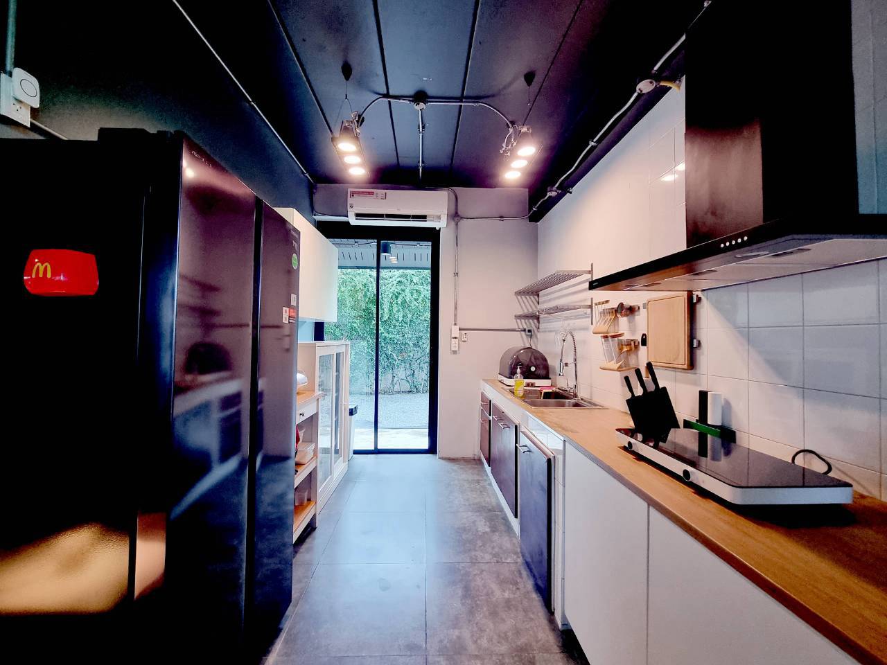 Modern Industrial House for Sale Chiang Mai | 4BR, 120 Sq.Wah Near Ruamchok photo 5