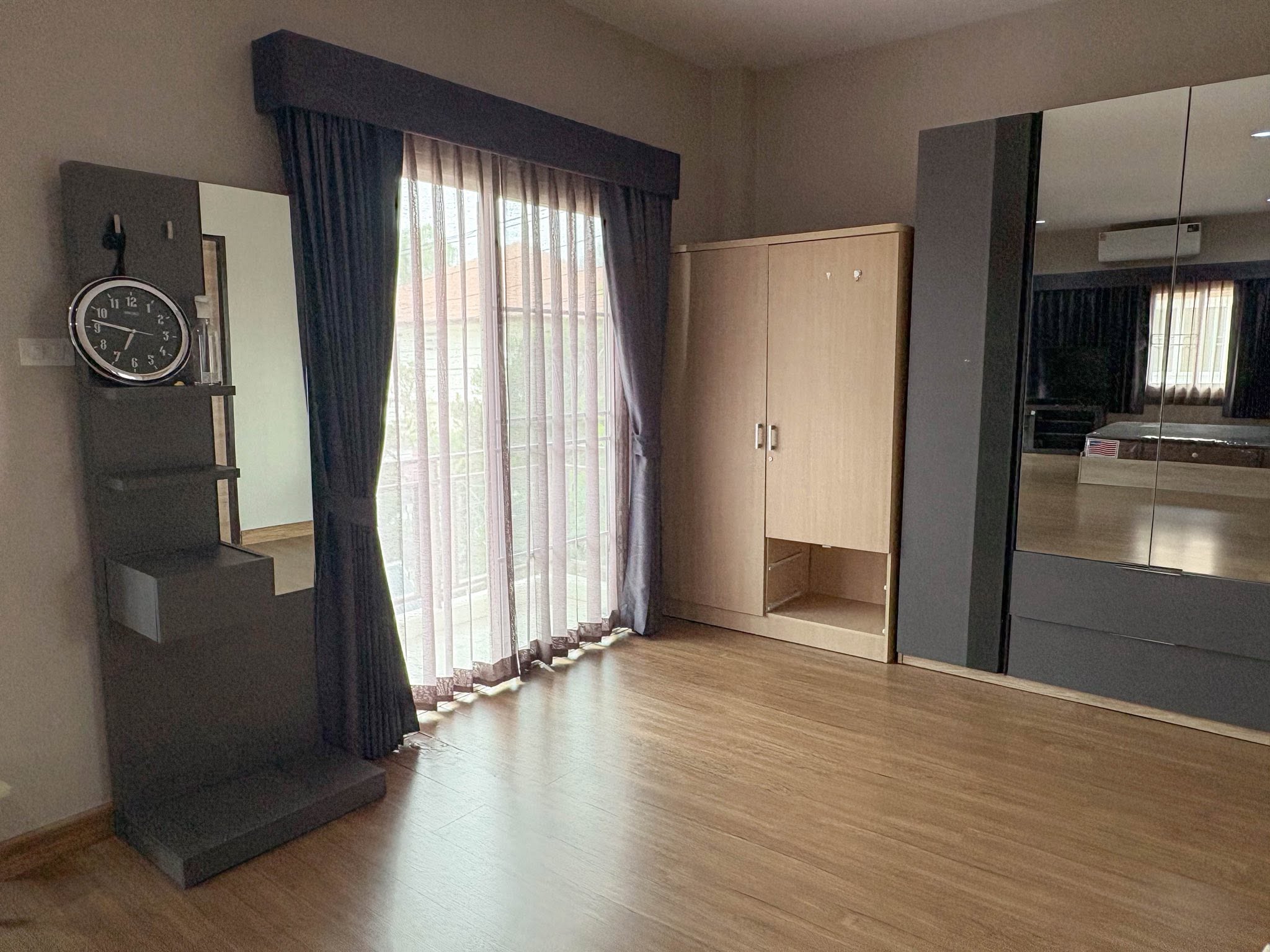 Two Adjacent Houses for Rent in San Kamphaeng Chiang Mai | 6 Bedrooms photo 15