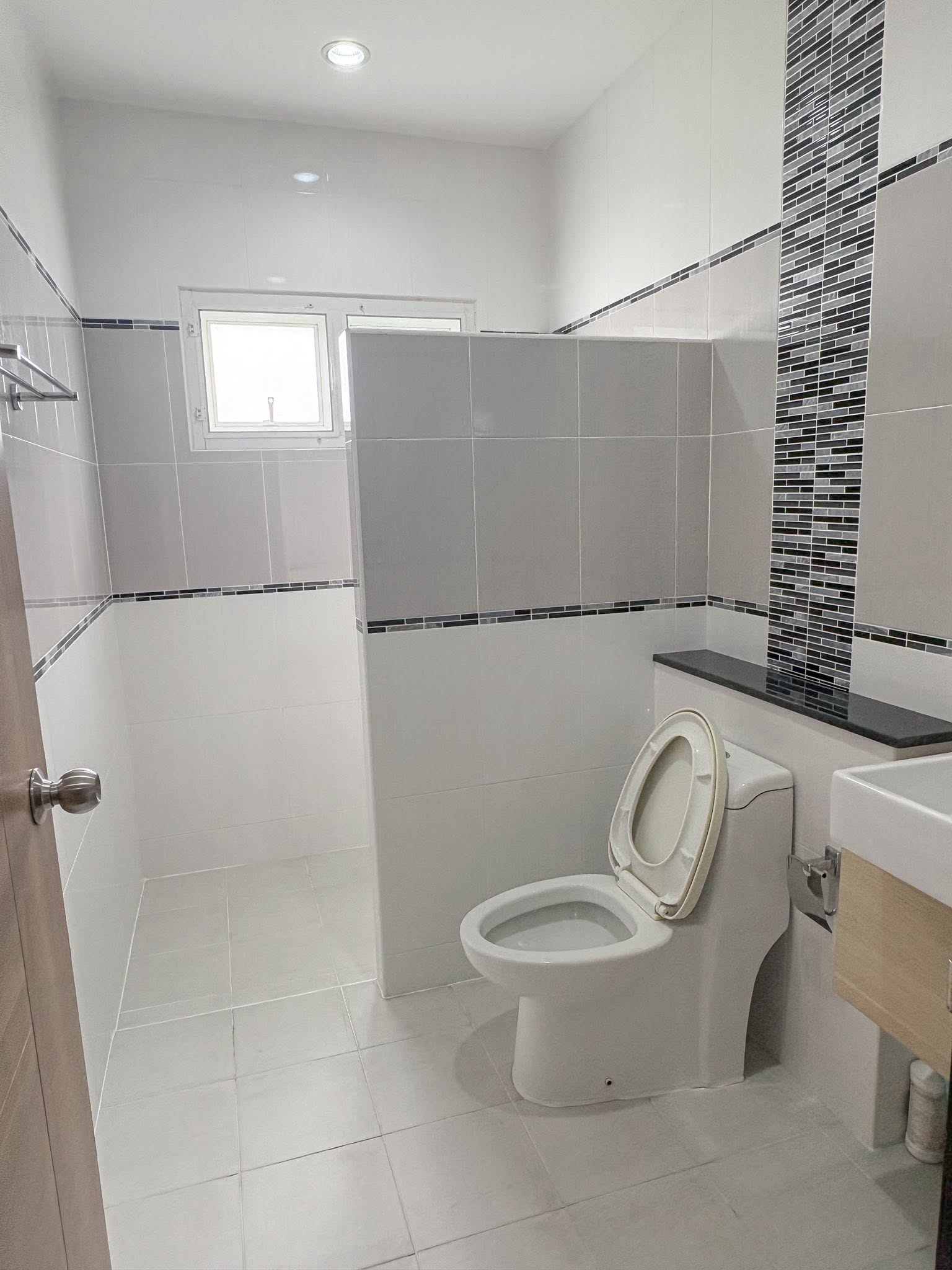 Two Adjacent Houses for Rent in San Kamphaeng Chiang Mai | 6 Bedrooms photo 23