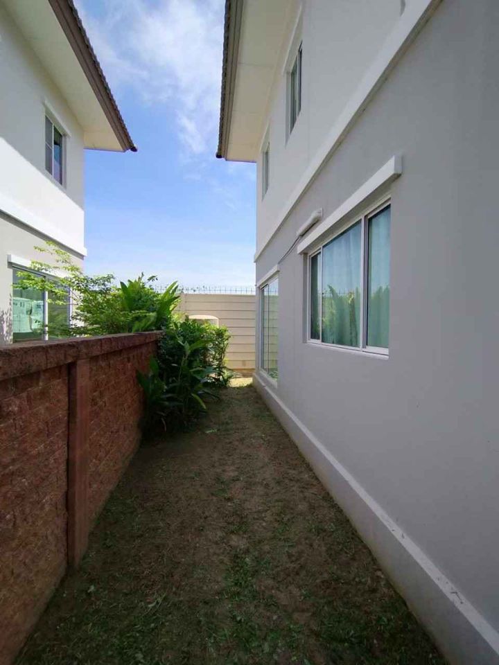 Pet Friendly 3 Bedroom House for Rent in San Kamphaeng | THB 17K photo 16