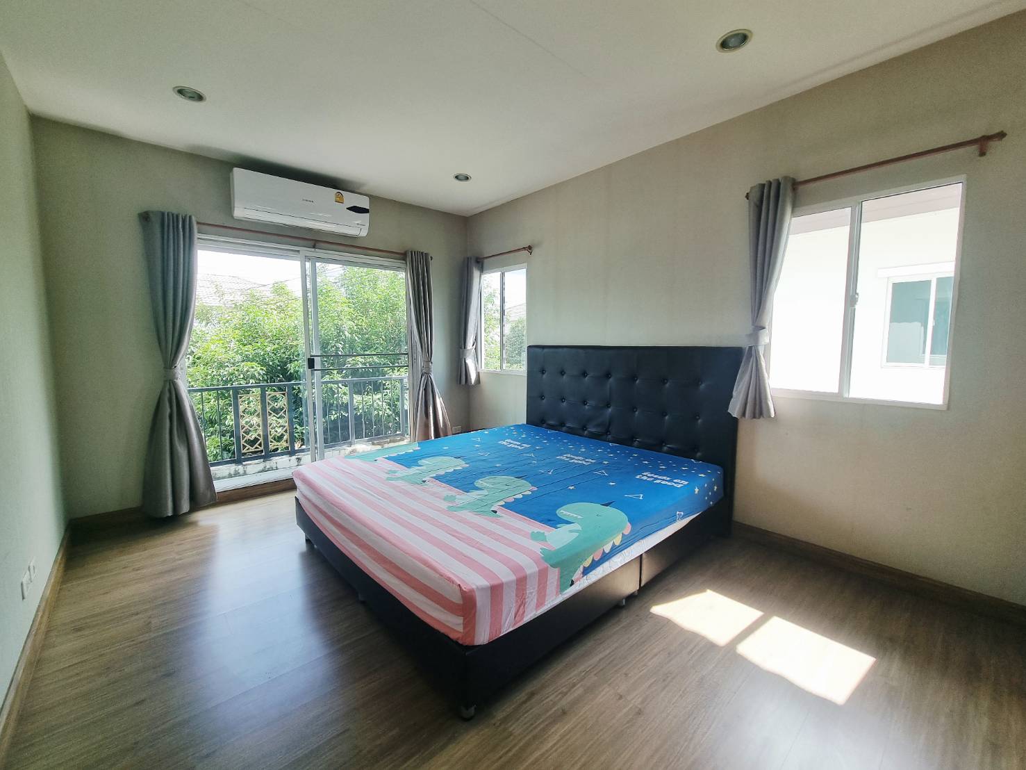 Pet Friendly 3 Bedroom House for Rent in San Kamphaeng | THB 17K photo 8