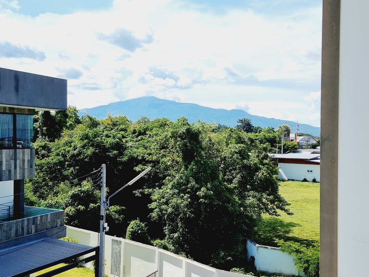 Modern Loft Townhome for Rent in Hang Dong | 2BR + Home Office, THB 26K photo 23
