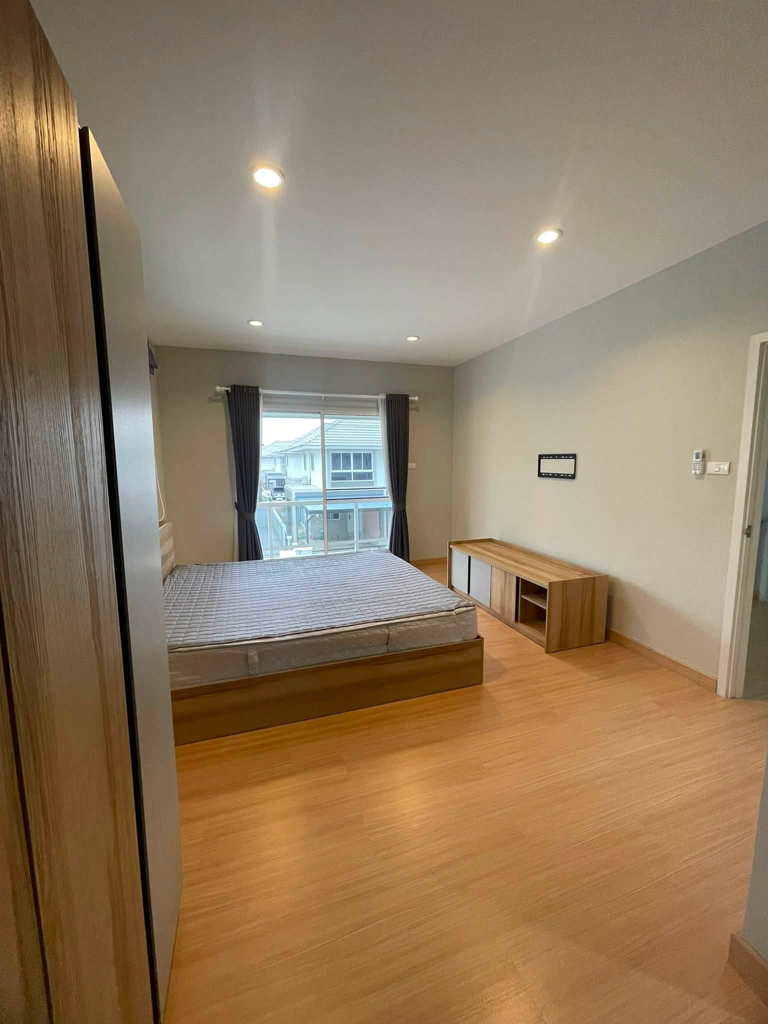 3 Bedroom House for Rent in San Kamphaeng Chiang Mai | Fully Furnished THB 23K photo 9