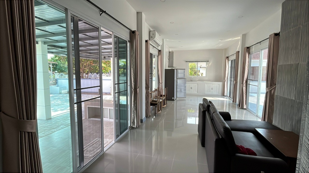 Pool Home Near Panyaden | 3BR Private Pool in Hang Dong photo 5