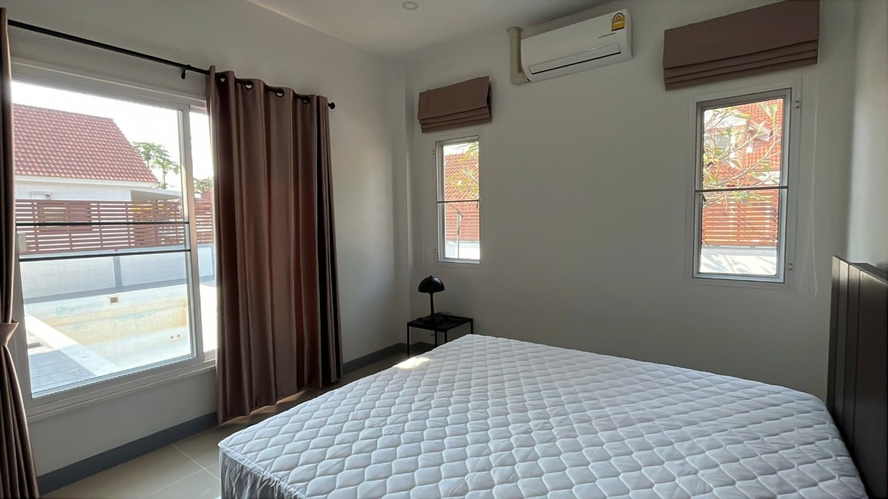 Pool Home Near Panyaden | 3BR Private Pool in Hang Dong photo 11