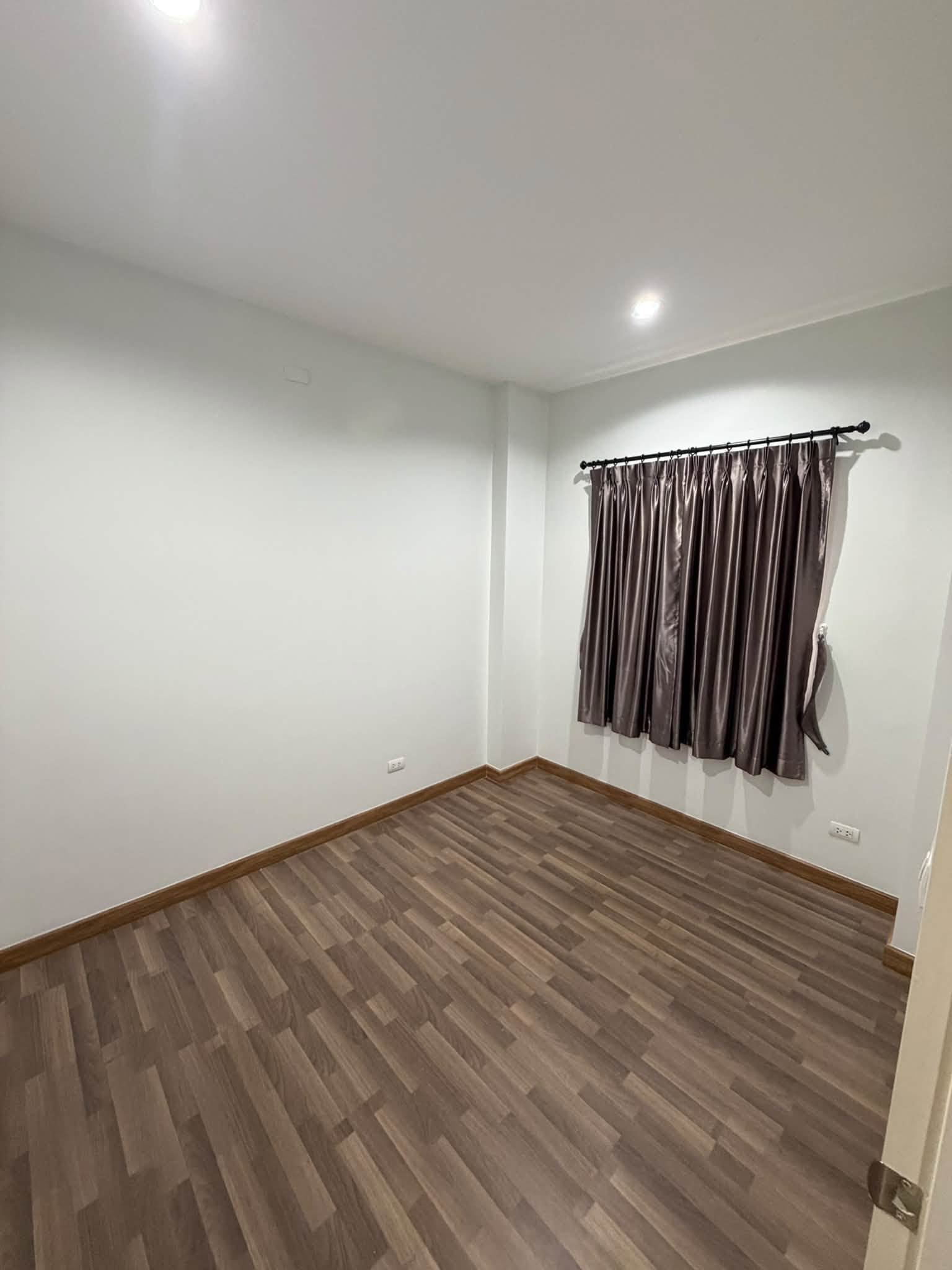 Modern Retro 3-Bedroom House for Sale & Rent in Chai Sathan, Chiang Mai photo 7