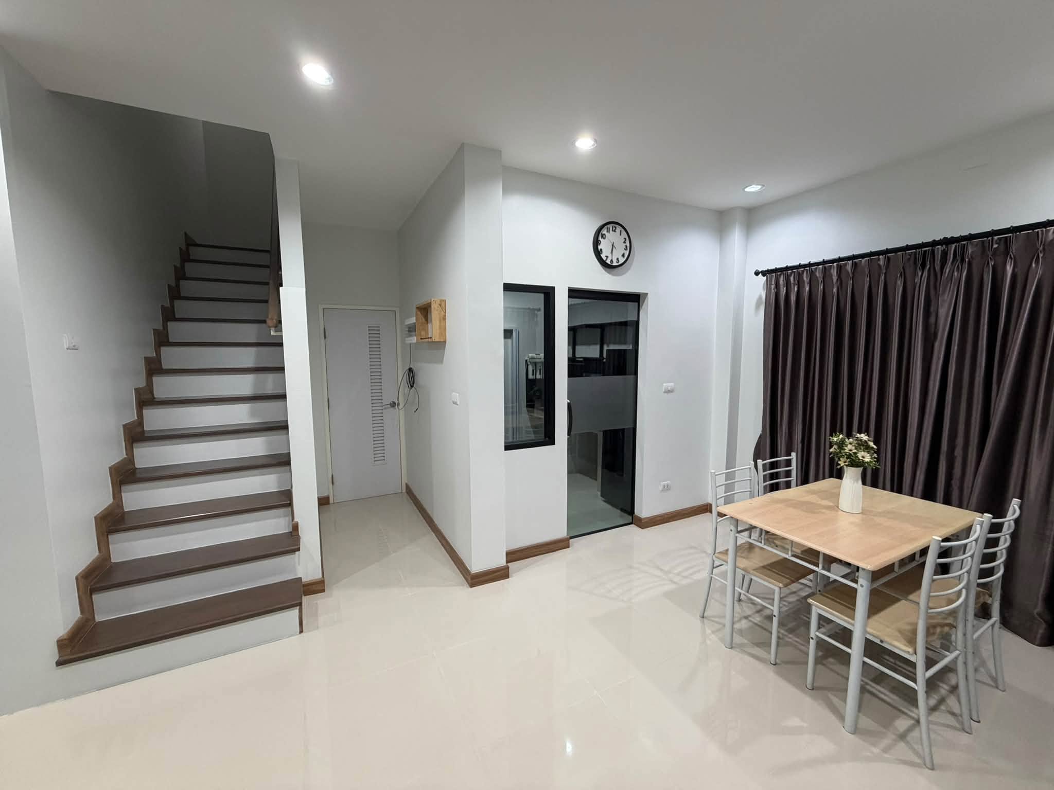 Modern Retro 3-Bedroom House for Sale & Rent in Chai Sathan, Chiang Mai photo 3