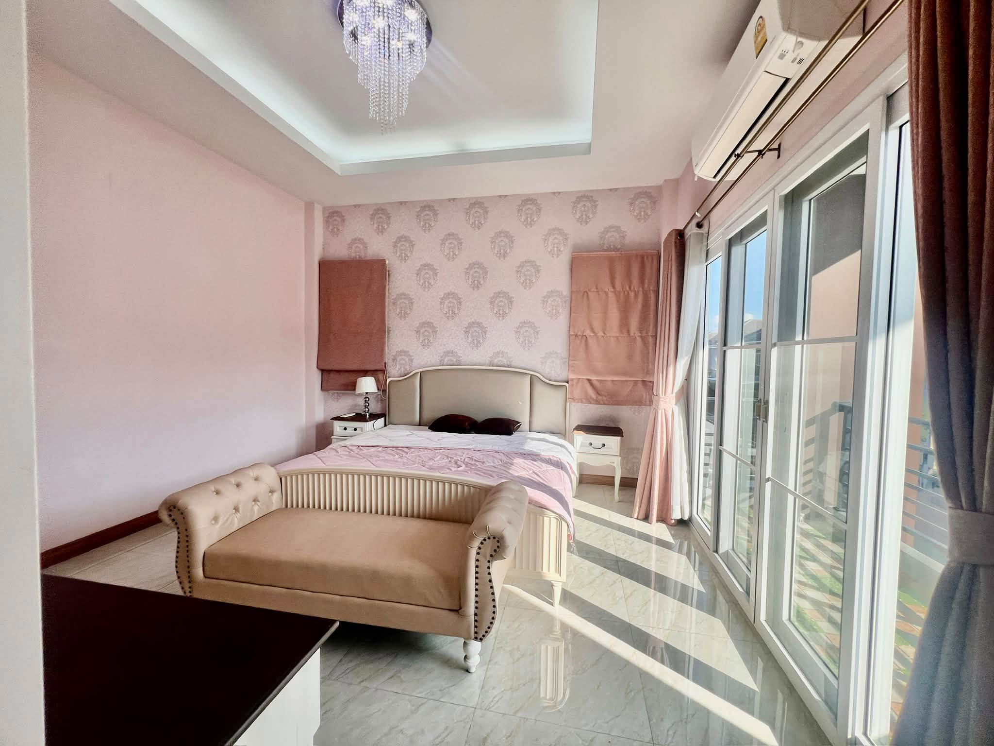 Pet Friendly 4 Bedroom House for Rent Near Panyaden Chiang Mai | 1.3 km photo 9