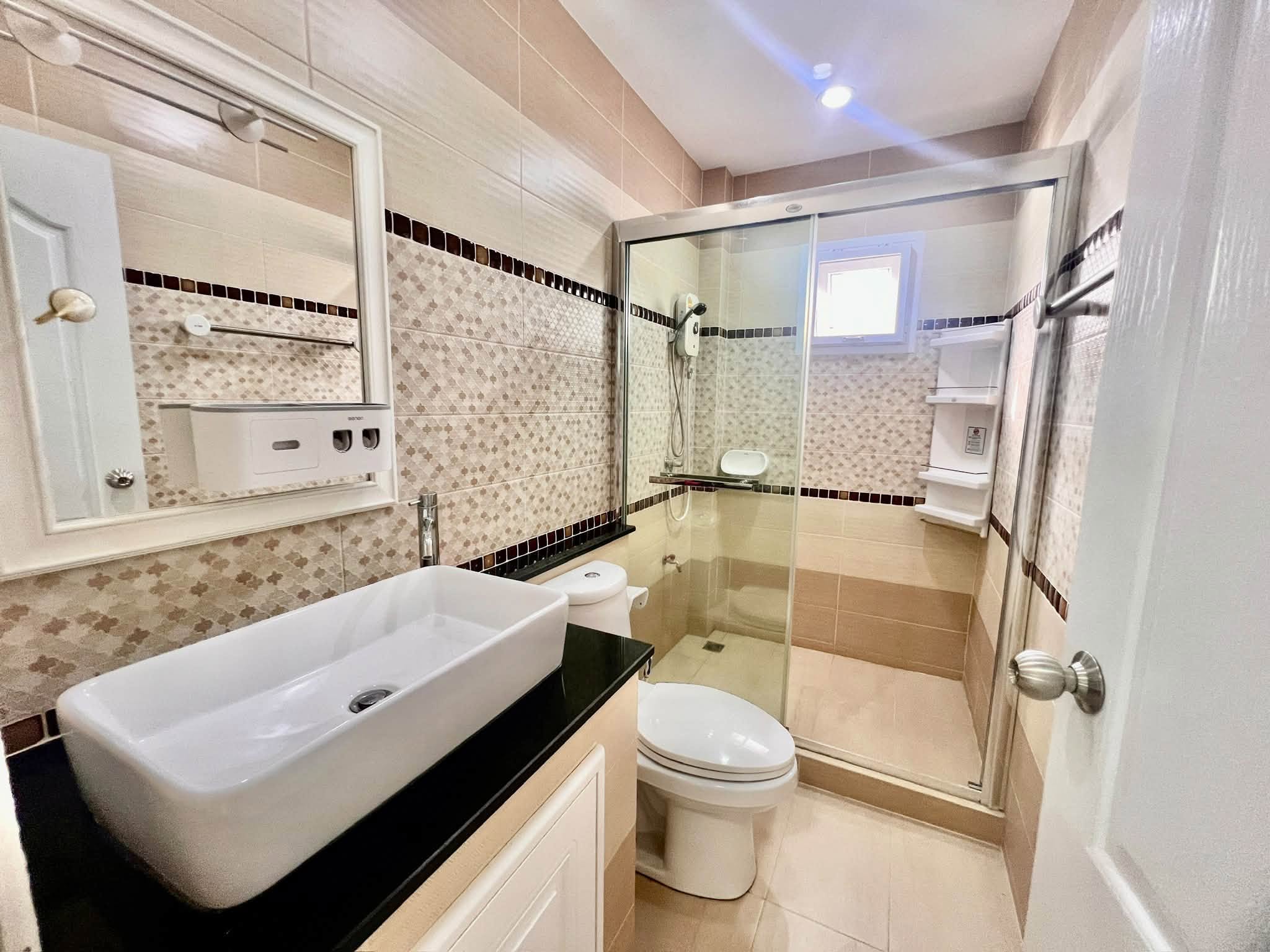 Pet Friendly 4 Bedroom House for Rent Near Panyaden Chiang Mai | 1.3 km photo 10