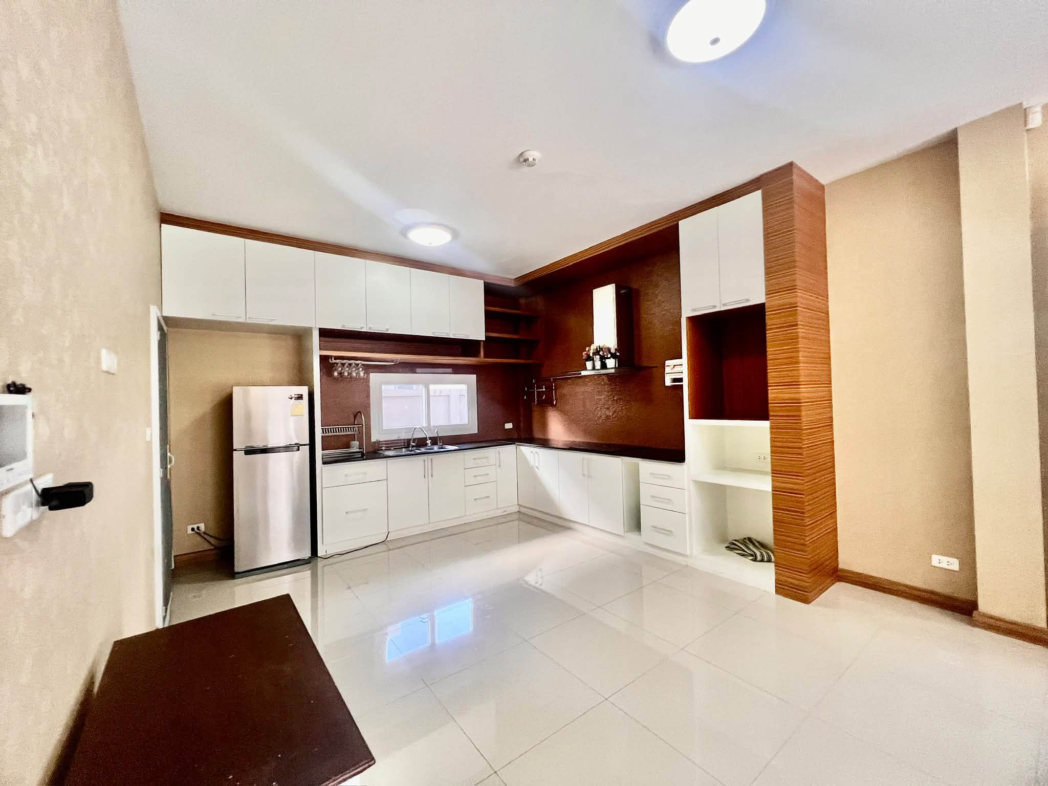 Pet Friendly 4 Bedroom House for Rent Near Panyaden Chiang Mai | 1.3 km photo 3