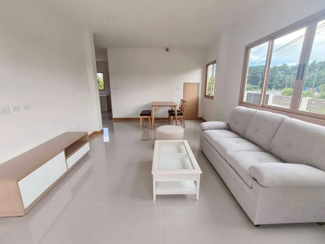 3 International Schools Within 8–11 Minutes | Family Home in Hang Dong photo 2