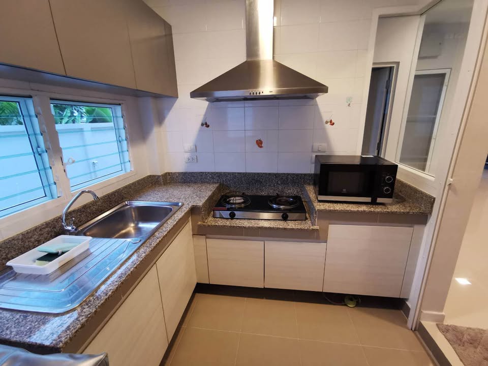 3 Bedroom House for Rent Near NIS Chiang Mai | 1.5 km photo 4