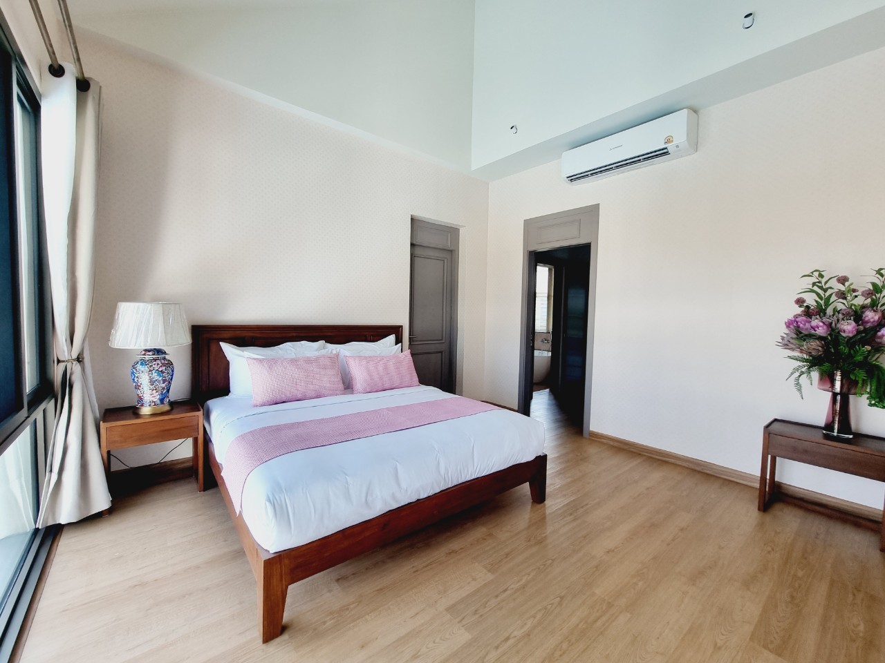 Luxury 5 Bedroom Pool Villa for Sale in Nong Phueng Saraphi | 740 Sq.m. photo 24