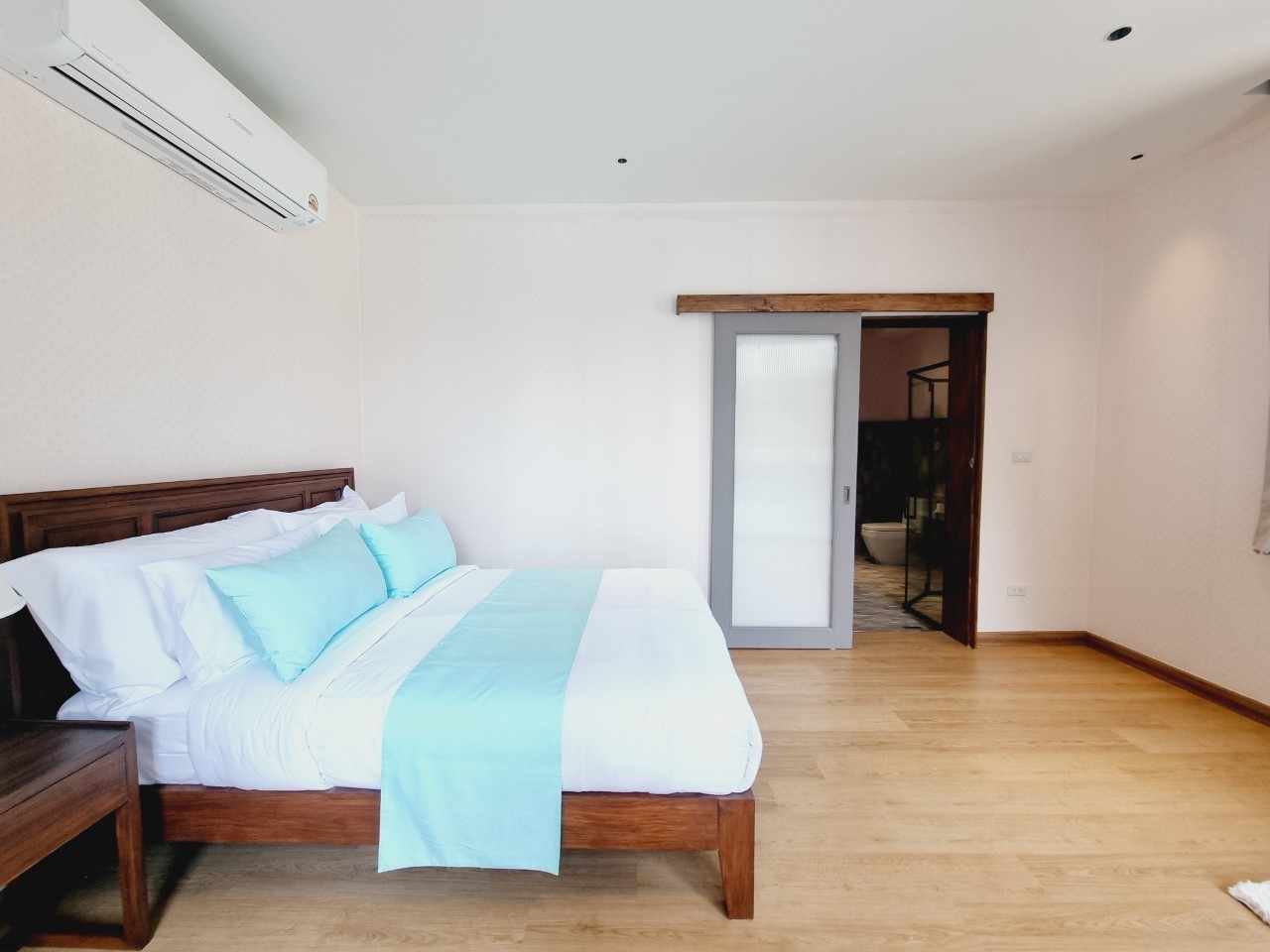 Luxury 5 Bedroom Pool Villa for Sale in Nong Phueng Saraphi | 740 Sq.m. photo 40