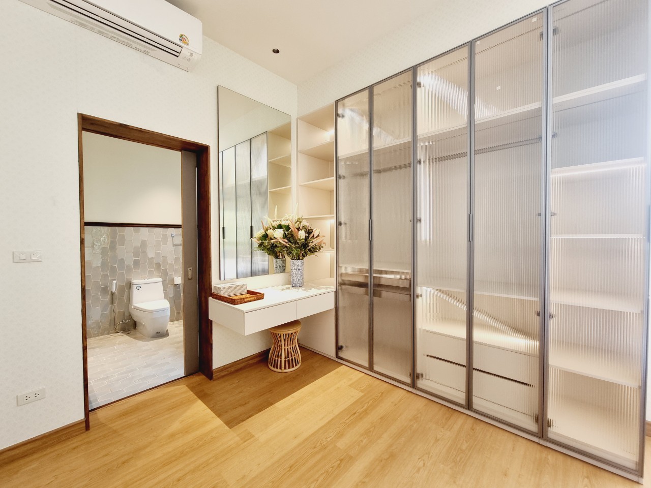 Luxury 5 Bedroom Pool Villa for Sale in Nong Phueng Saraphi | 740 Sq.m. photo 36