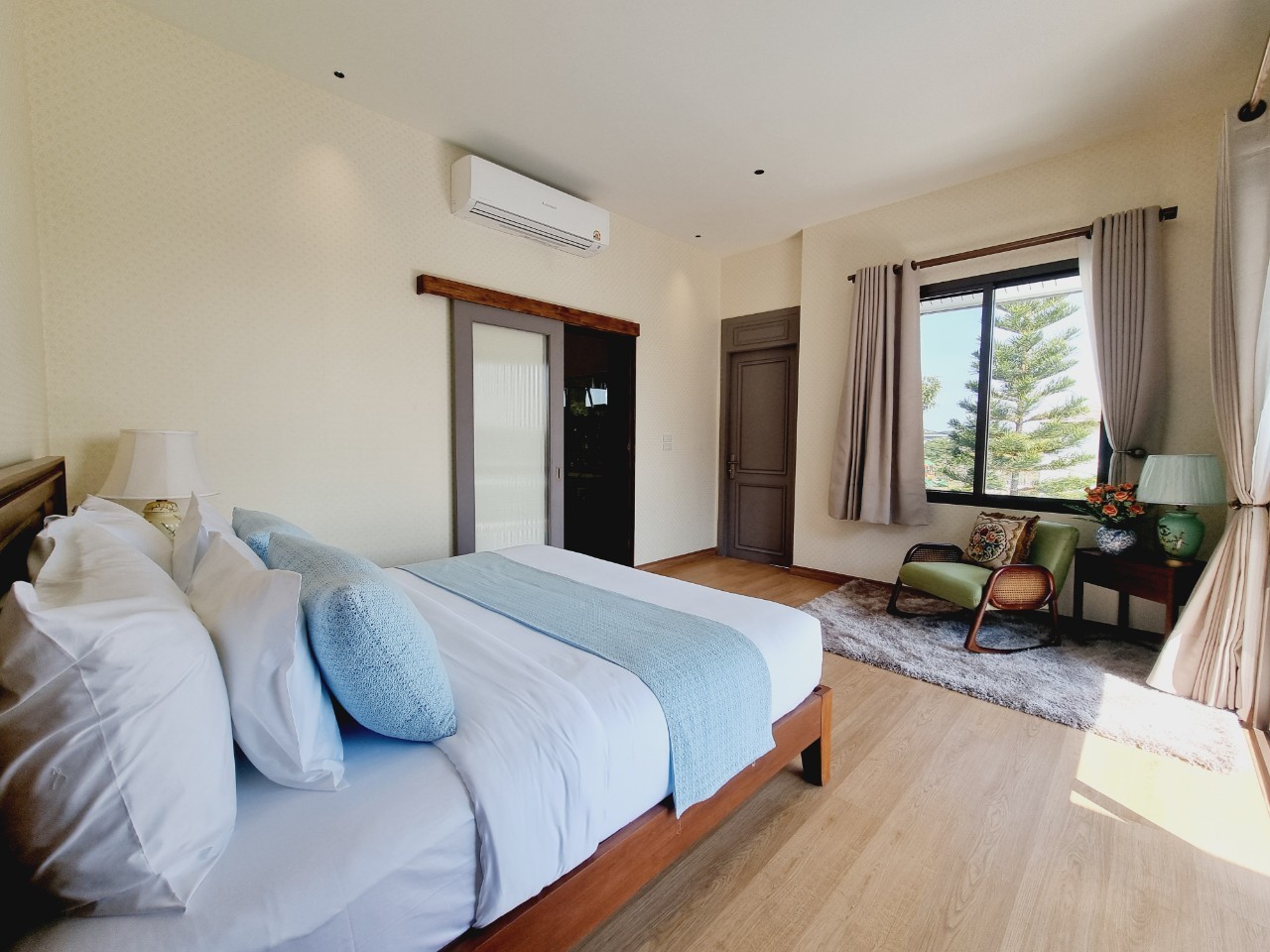 Luxury 5 Bedroom Pool Villa for Sale in Nong Phueng Saraphi | 740 Sq.m. photo 14