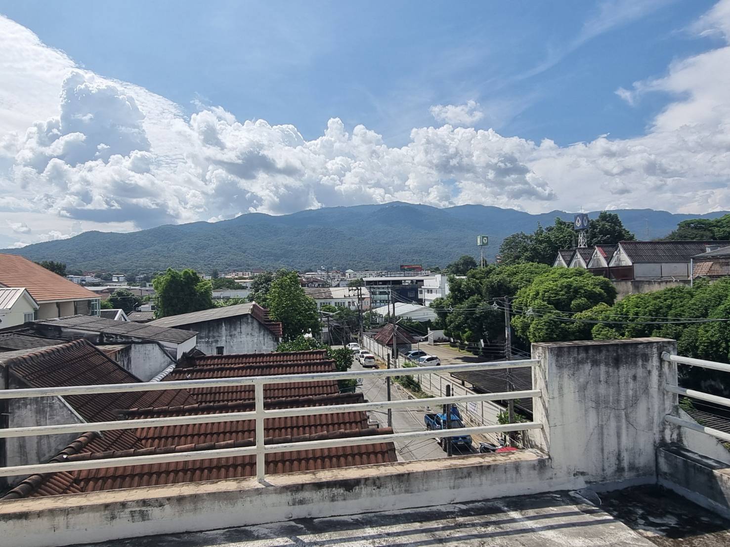 4-Storey Commercial Building for Rent Near Nimman Chiang Mai | 12 Rooms photo 16
