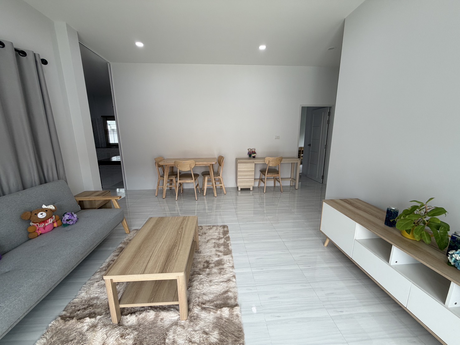 2 Bedroom House for Rent Near Chao Samran Beach Phetchaburi | THB 15K photo 3