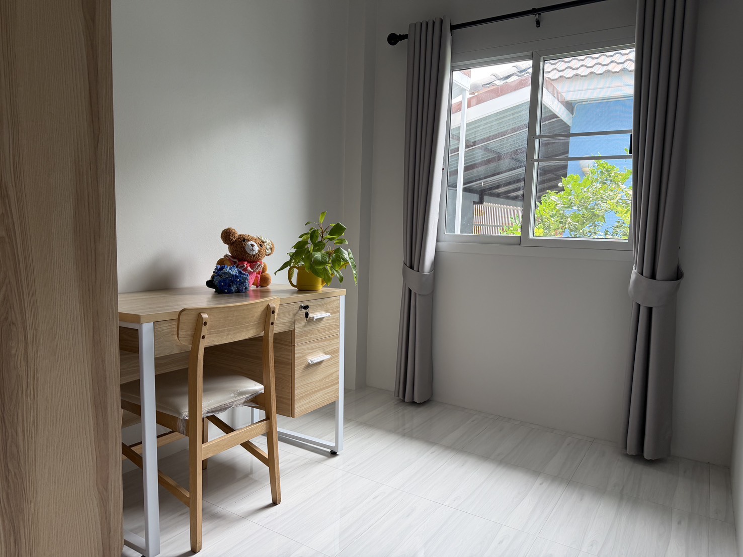 2 Bedroom House for Rent Near Chao Samran Beach Phetchaburi | THB 15K photo 8