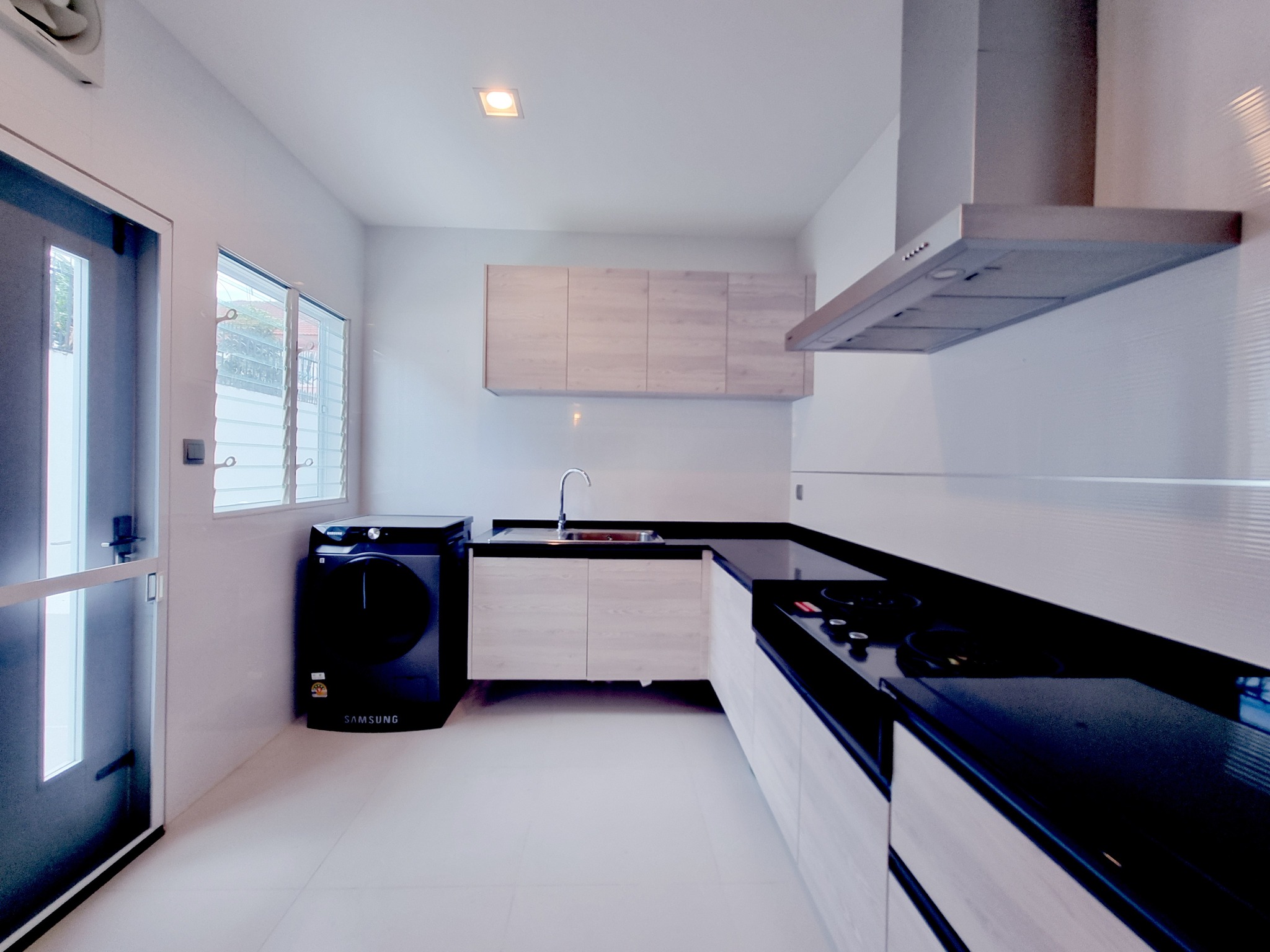 4 Bedroom House for Sale in San Na Meng San Sai | THB 18.5M photo 8