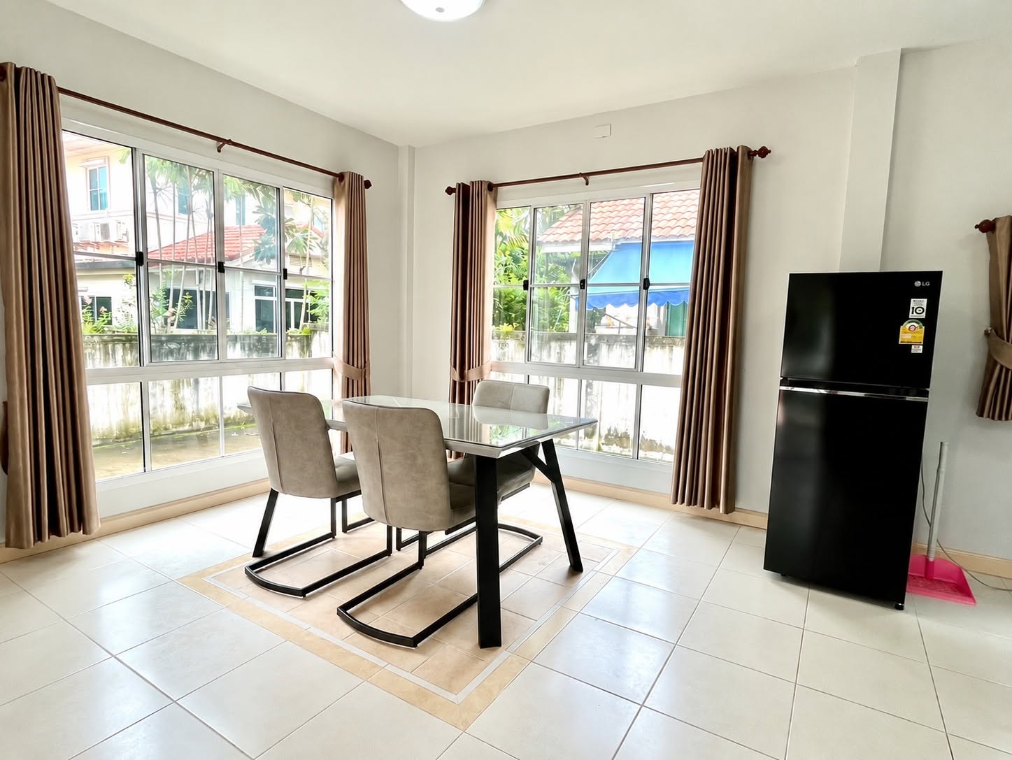 Pet Friendly 3 Bedroom House with Home Office for Rent in Mae Hia | THB 25K photo 5