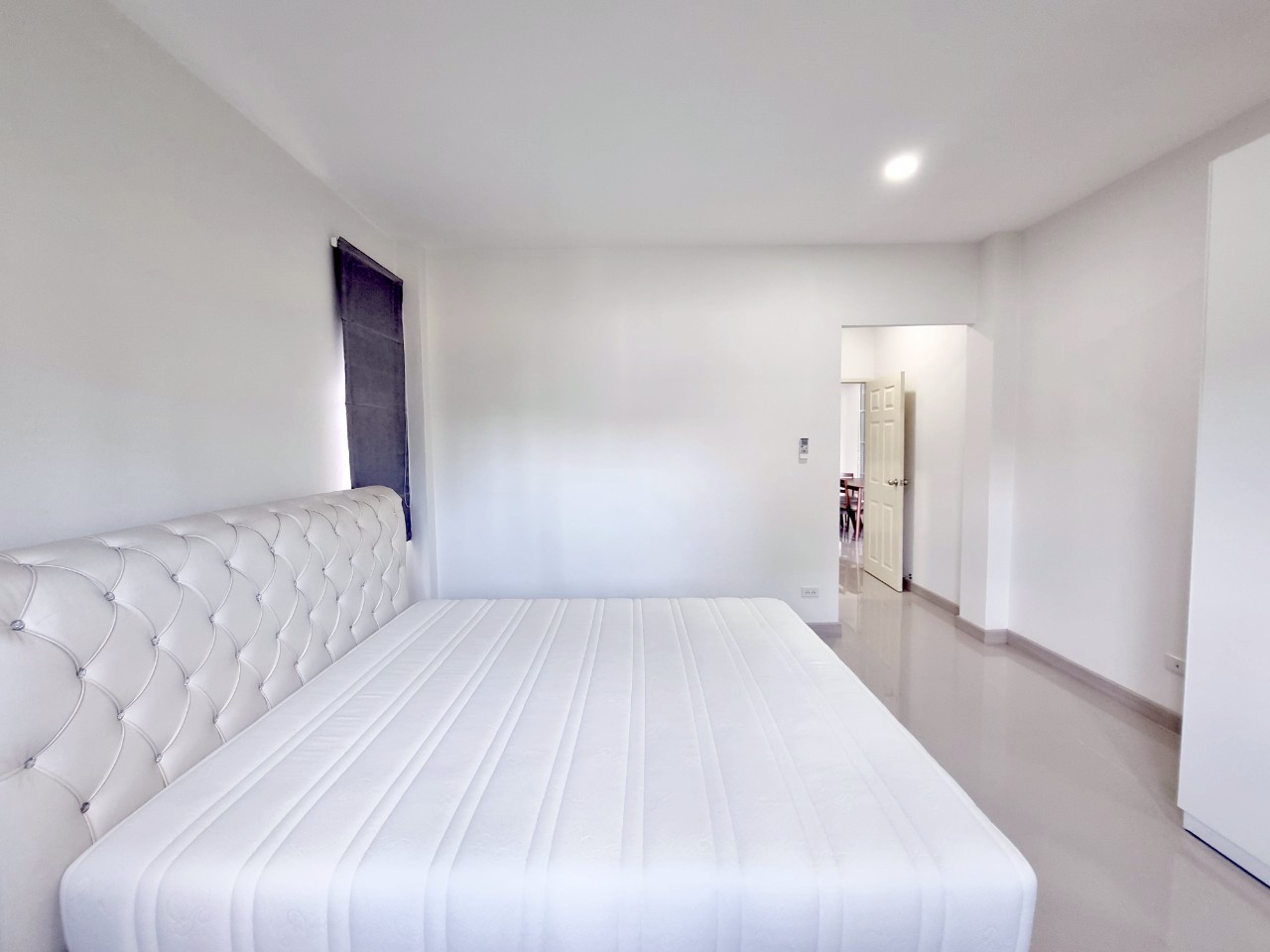 🚨 THB 4.5M! 4-Bedroom Family Home | 2 Mins to Kad Farang • 4 Mins to SBS photo 11