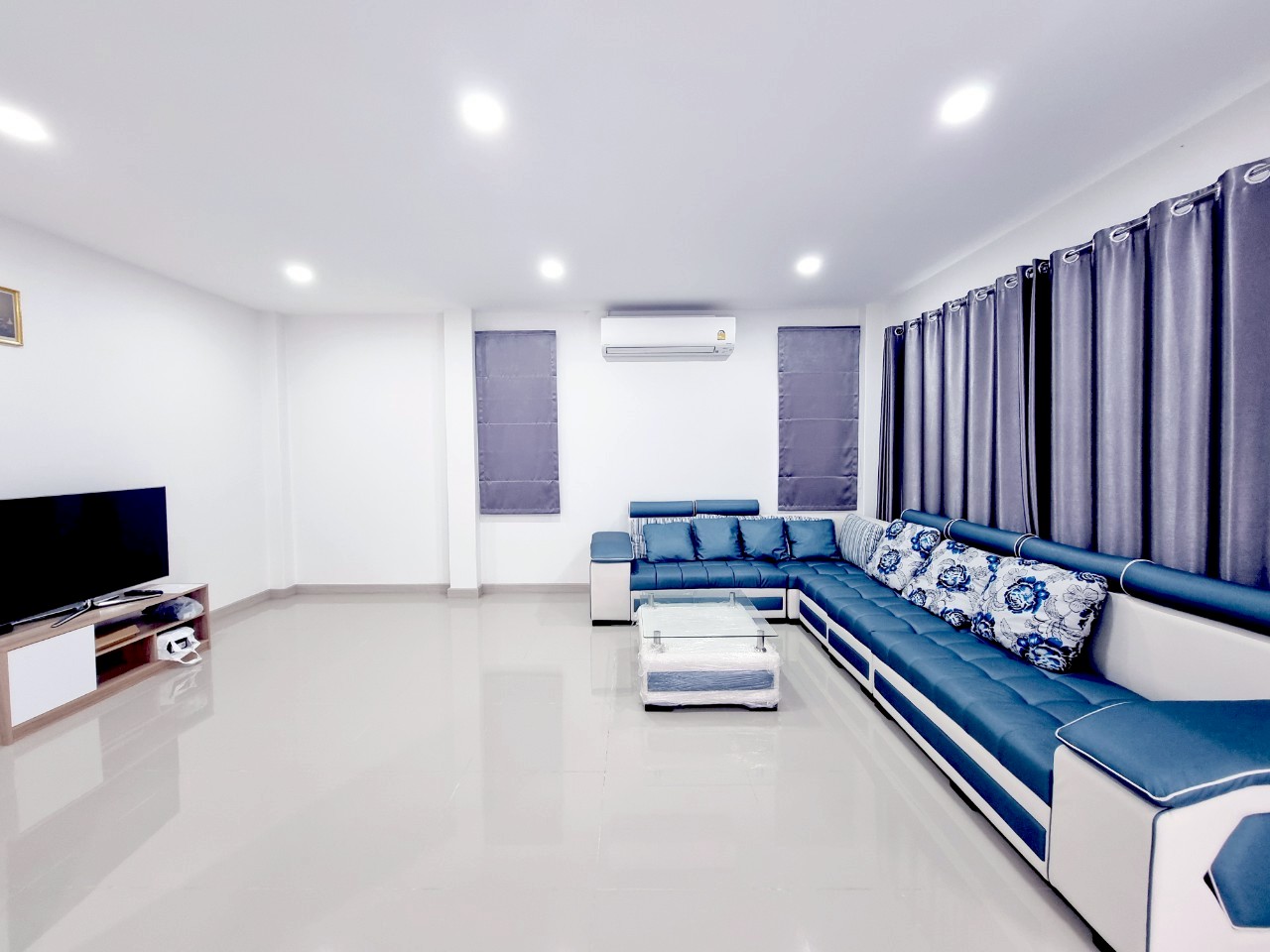 🚨 THB 4.5M! 4-Bedroom Family Home | 2 Mins to Kad Farang • 4 Mins to SBS photo 3