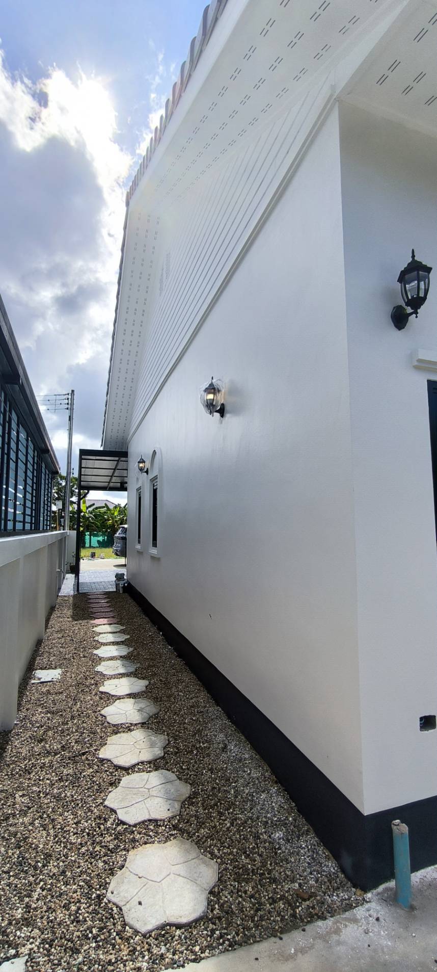 New 3 Bedroom House for Sale in Khua Mung Saraphi | THB 2.49M photo 9