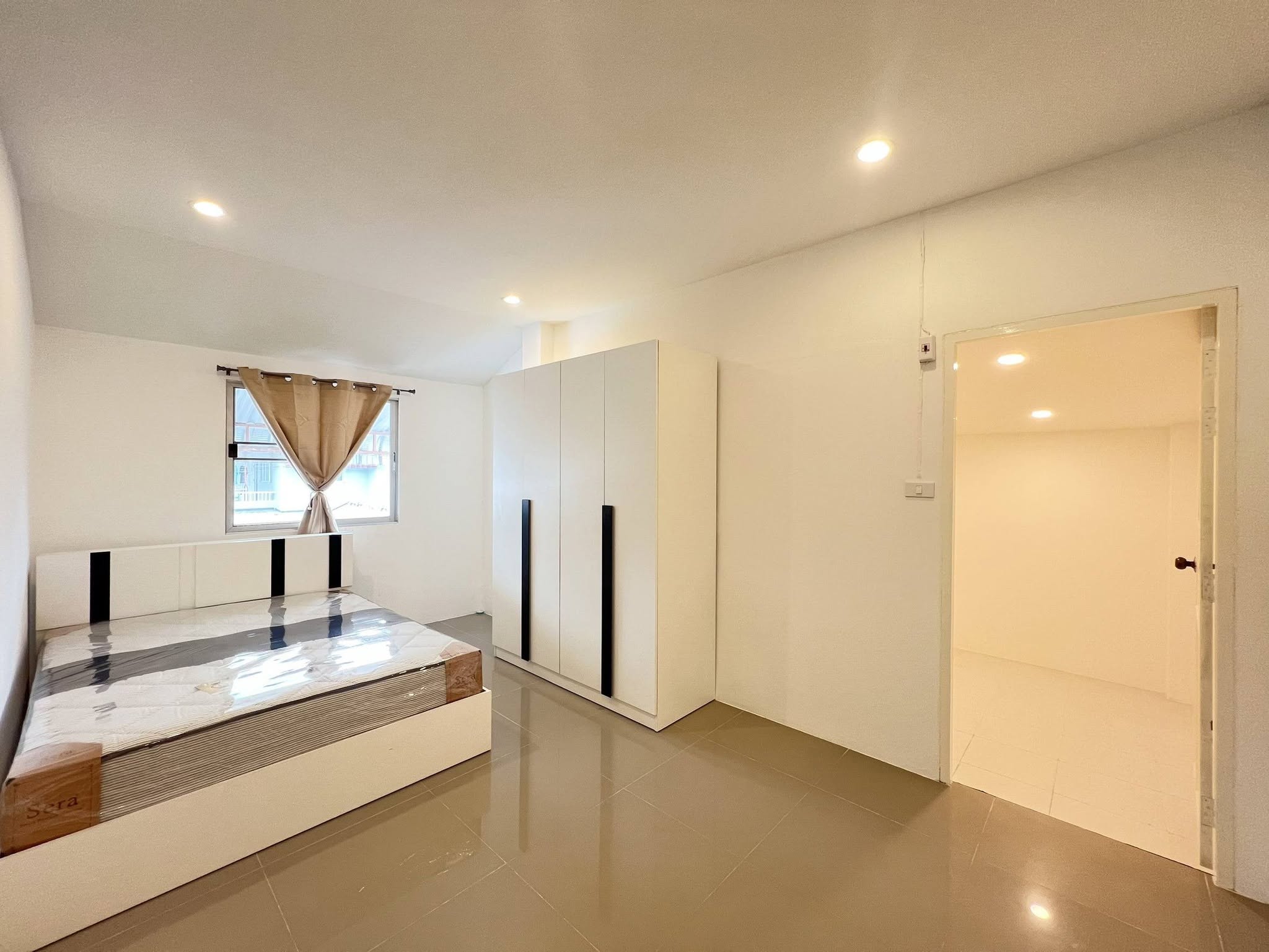 Pet Friendly 4 Bedroom House for Rent in San Pu Loei | THB 16K photo 6