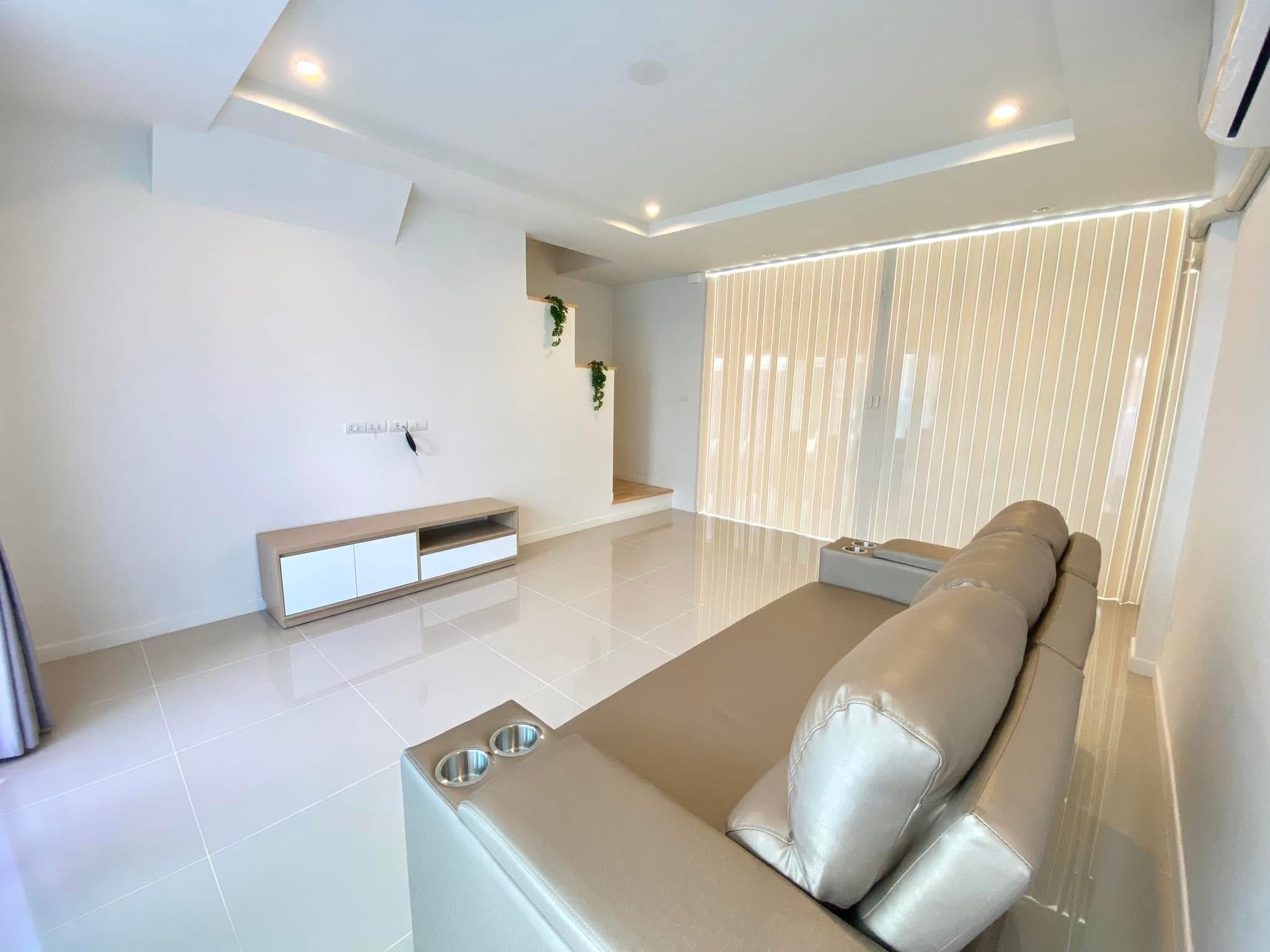 3 Bedroom Townhome for Rent Near NIS Chiang Mai | THB 17K photo 2