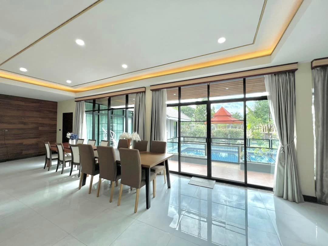 6 Bedroom Pool Villa in Pa Daet Chiang Mai | Near Lanna International School photo 4