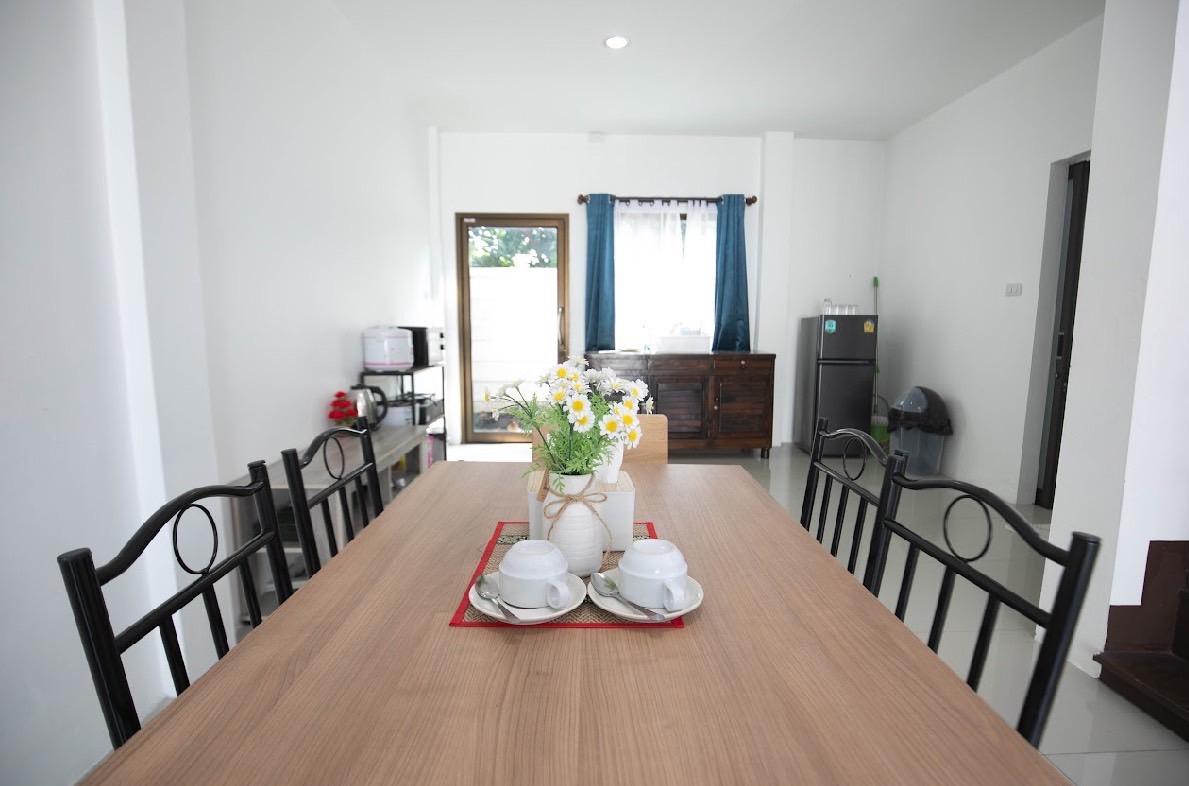 Townhome for Sale & Rent in Nong Pa Khrang Chiang Mai | Near Payap University photo 4