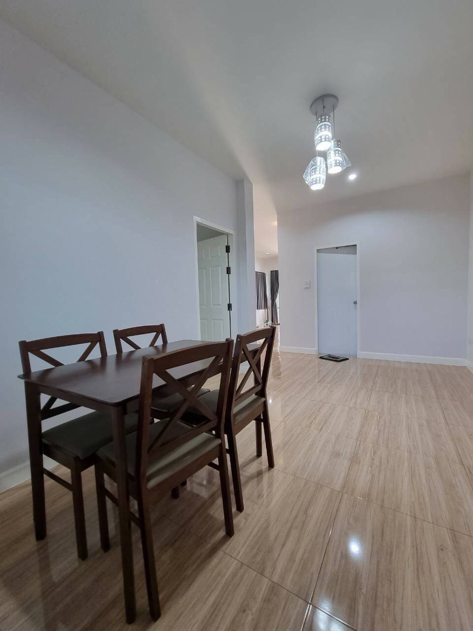 4 Bedroom House for Rent Near Lanna International School Chiang Mai | 1.2 km photo 3