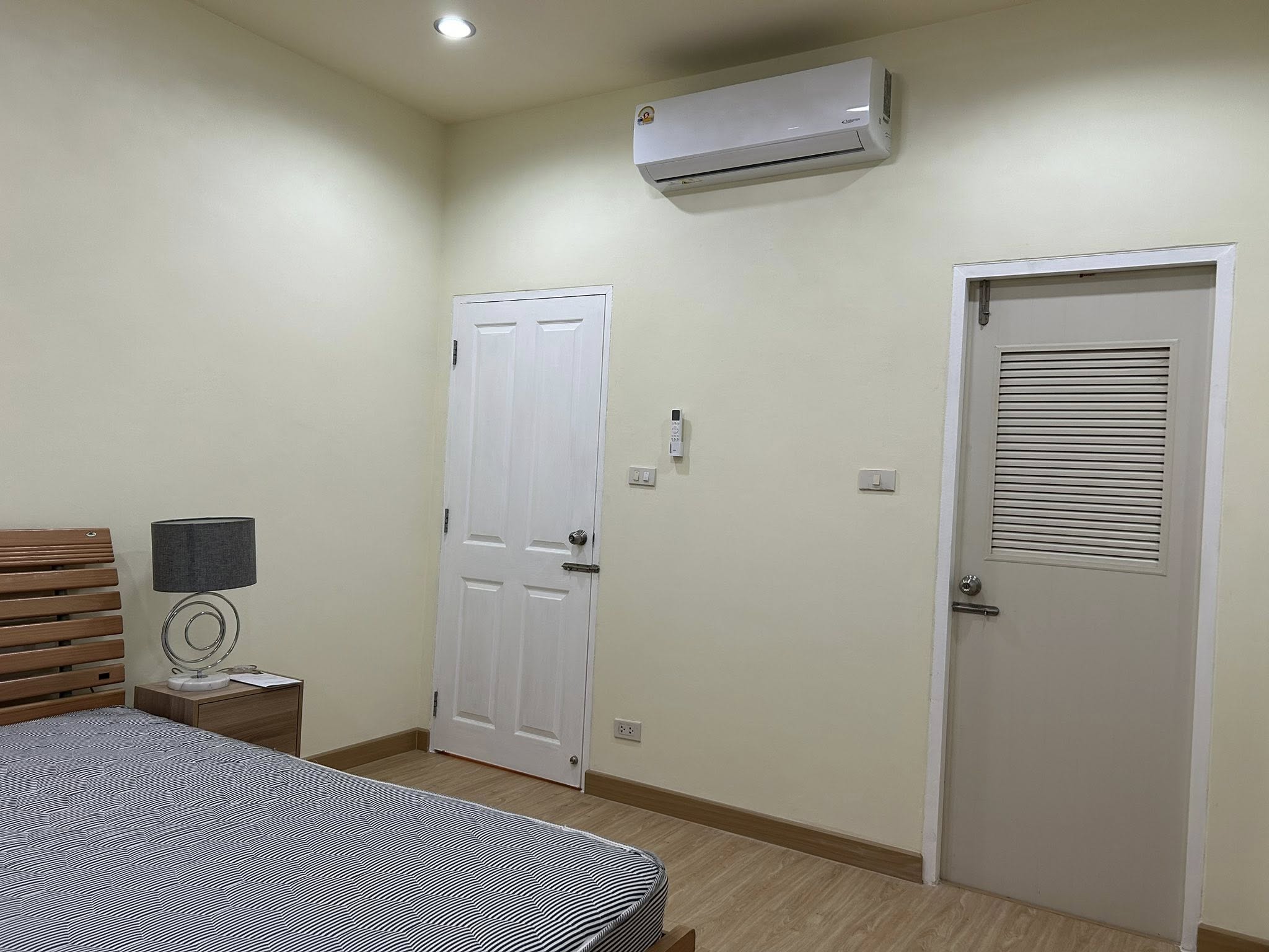 3 Bedroom Corner House for Rent in San Kamphaeng Chiang Mai | THB 23K photo 12