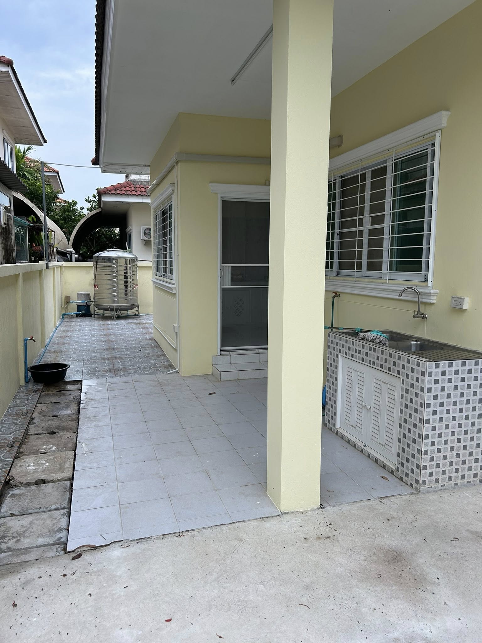 3 Bedroom Corner House for Rent in San Kamphaeng Chiang Mai | THB 23K photo 16