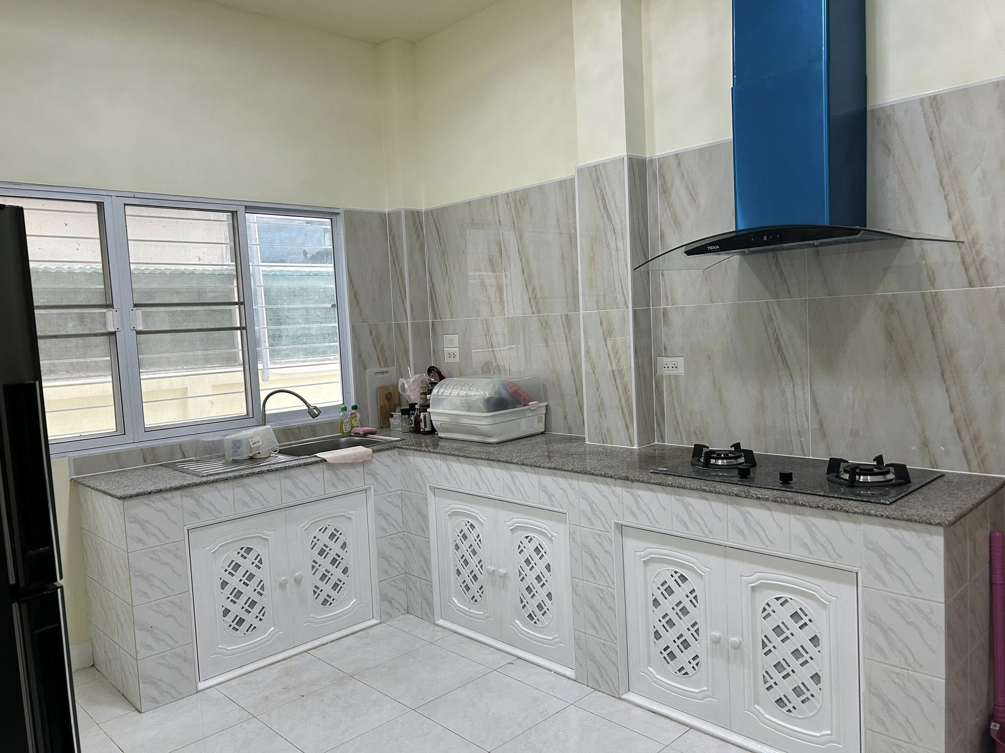 3 Bedroom Corner House for Rent in San Kamphaeng Chiang Mai | THB 23K photo 4