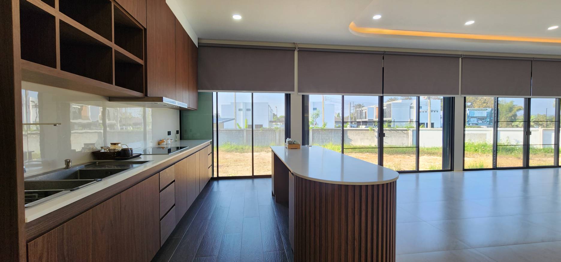 Luxury Pool Villa & Private Estate for Rent in Hang Dong Chiang Mai | 2.76 Rai photo 6