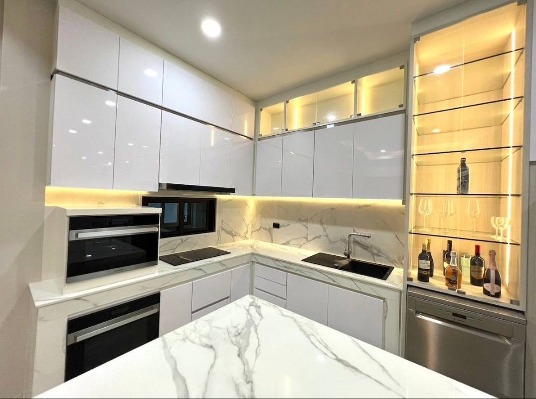Luxury Pool Villa & Private Estate for Rent in Hang Dong Chiang Mai | 2.76 Rai photo 5