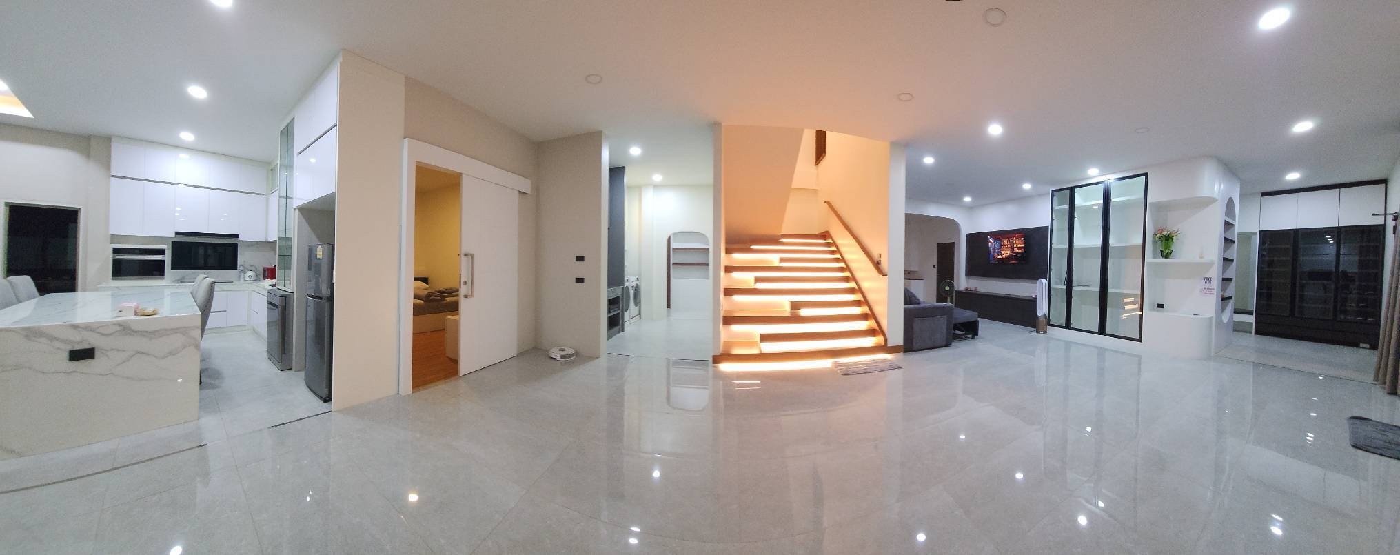 Luxury Pool Villa & Private Estate for Rent in Hang Dong Chiang Mai | 2.76 Rai photo 3