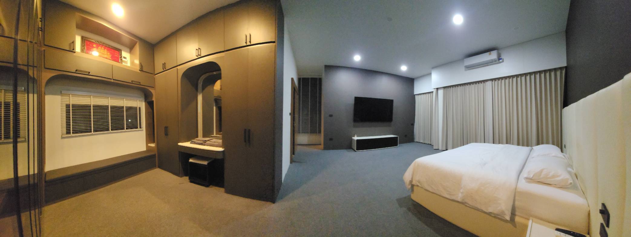 Luxury Pool Villa & Private Estate for Rent in Hang Dong Chiang Mai | 2.76 Rai photo 14