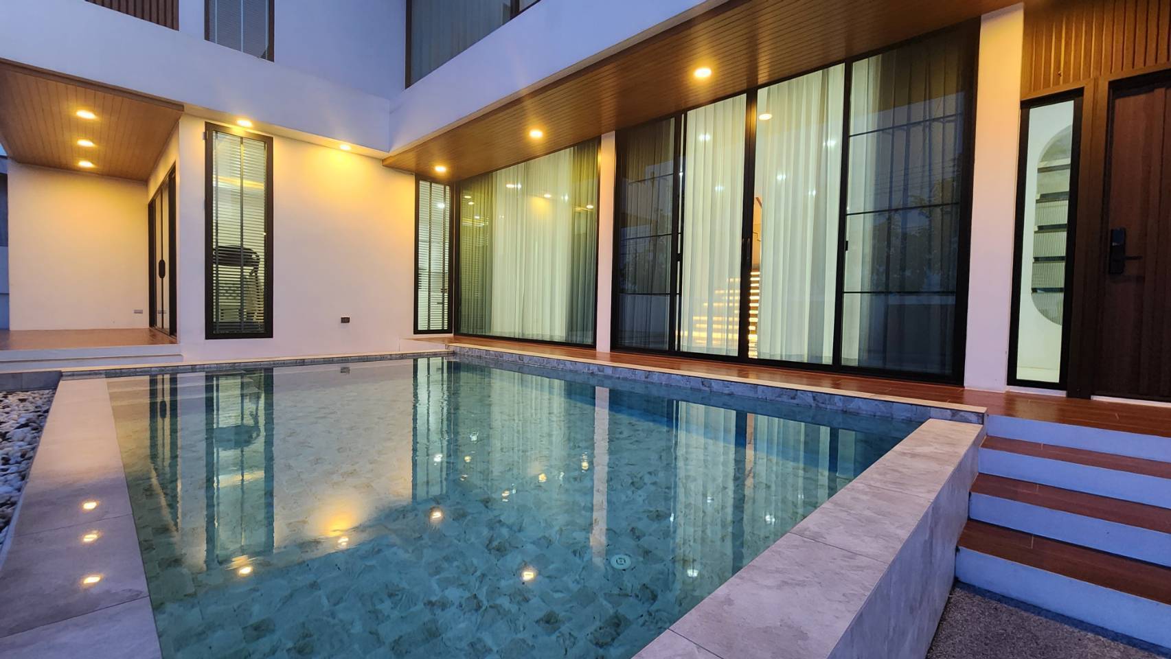 Luxury Pool Villa & Private Estate for Rent in Hang Dong Chiang Mai | 2.76 Rai photo 24