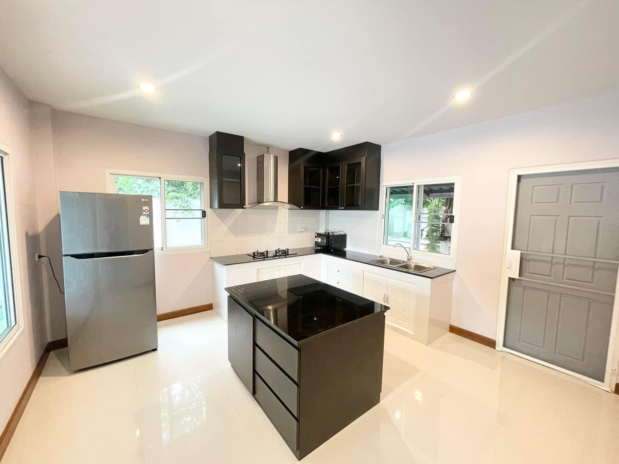 5 Bedroom House for Rent in San Na Meng San Sai | THB 55K photo 5