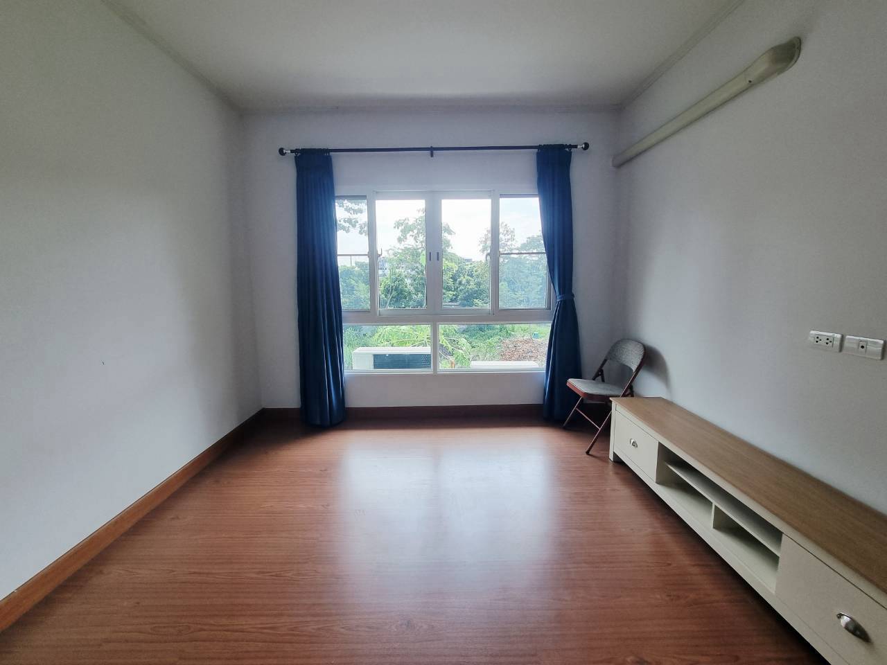4BR House for Sale & Rent Near Sarasas Witaed Lanna | 850m photo 11
