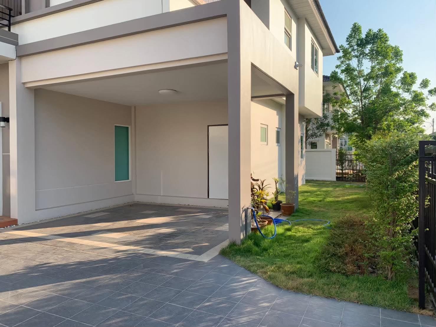 4BR House for Sale & Rent Near Sarasas Witaed Lanna | 850m photo 17