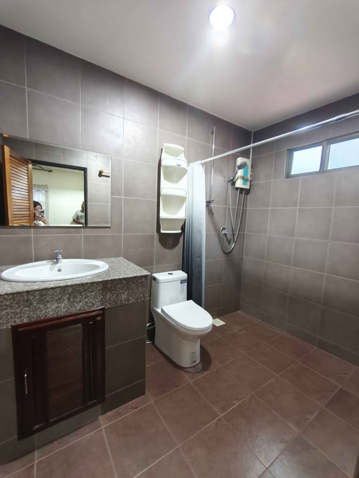 Pet-Friendly 4BR House for Rent Near Panyaden Hang Dong | THB 22K photo 13