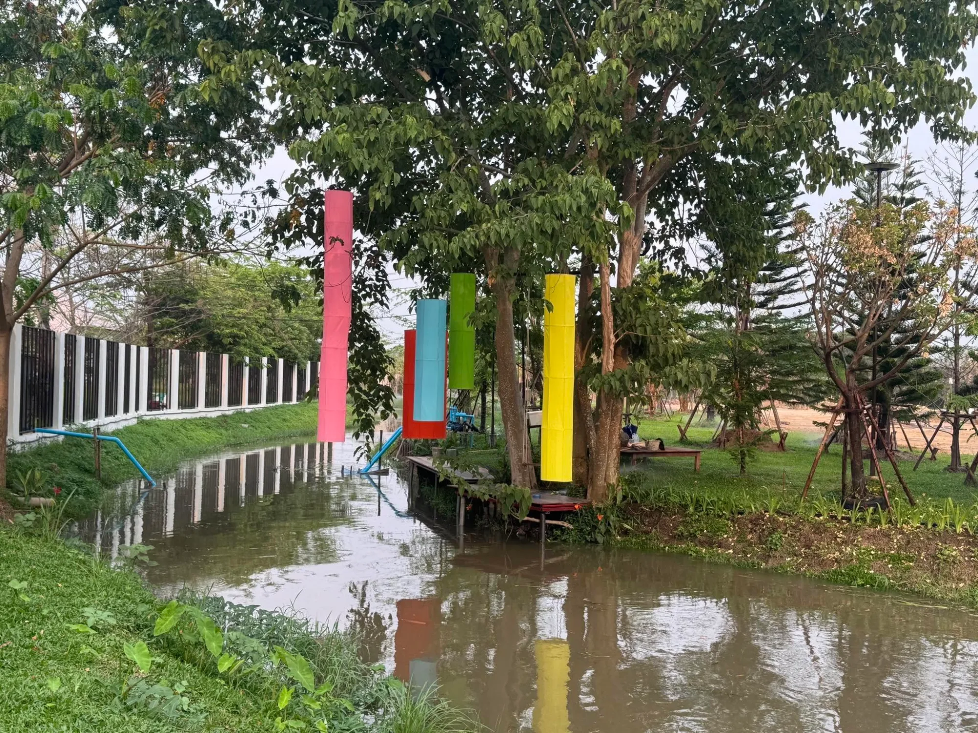Canal-Front Land for Sale in Saraphi Chiang Mai | 3+ Rai, 218m Waterfront photo 11