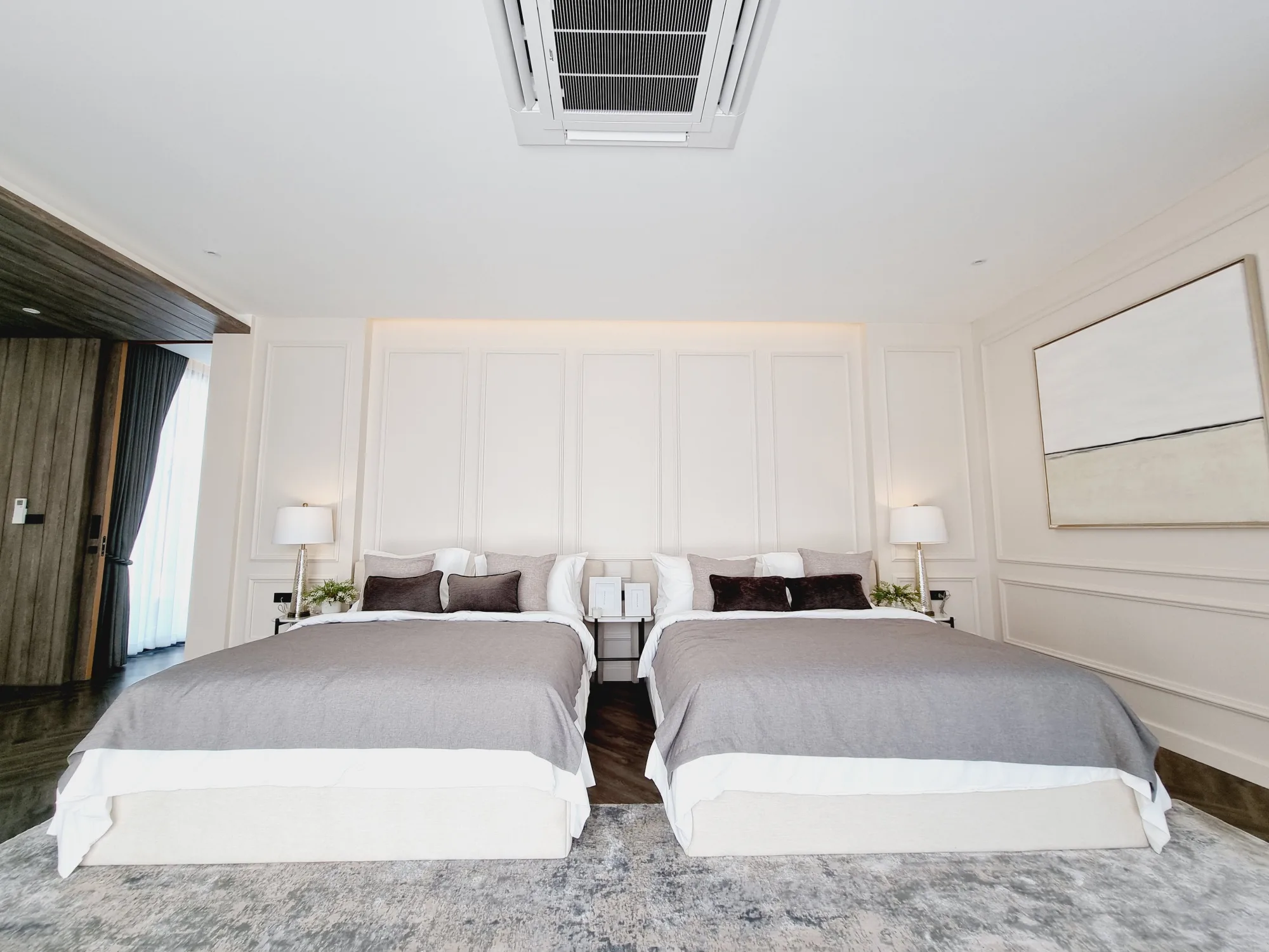 Grand Modern Luxury Mansion for Sale in Hang Dong, Chiang Mai photo 16